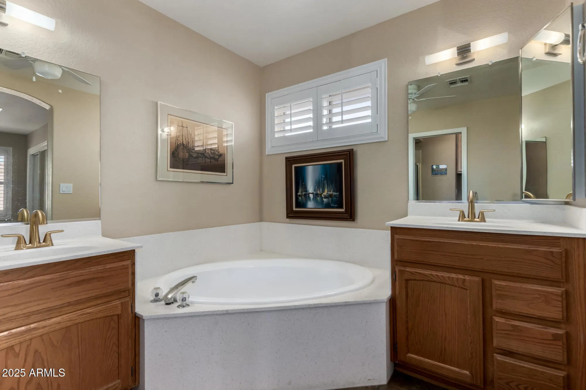 Property Slideshow image 9 of 20 | 10964 e keats ave, Mesa, AZ, 85209