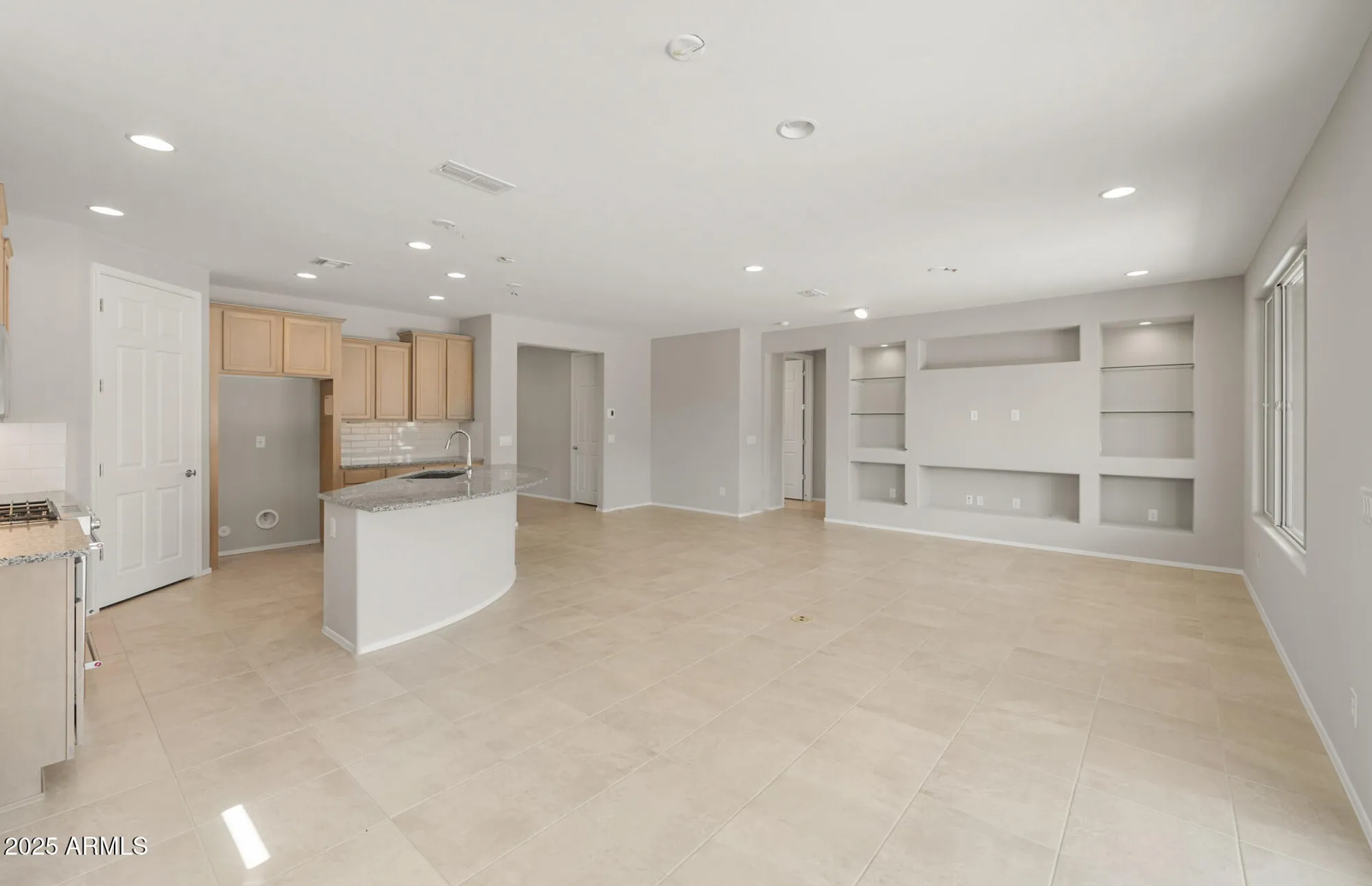 Property Slideshow image 12 of 23 | 26651 w kimberly way, Buckeye, AZ, 85396