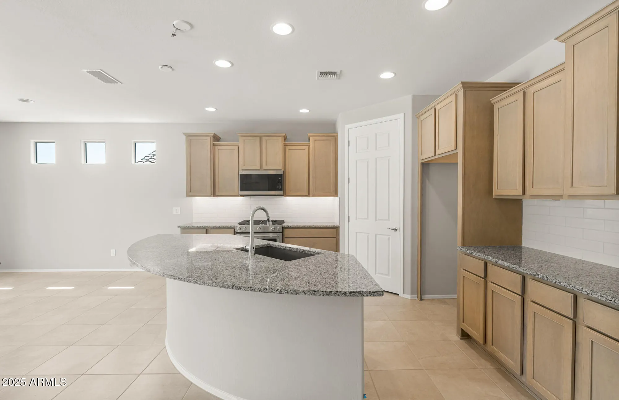 Property Slideshow image 6 of 23 | 26651 w kimberly way, Buckeye, AZ, 85396