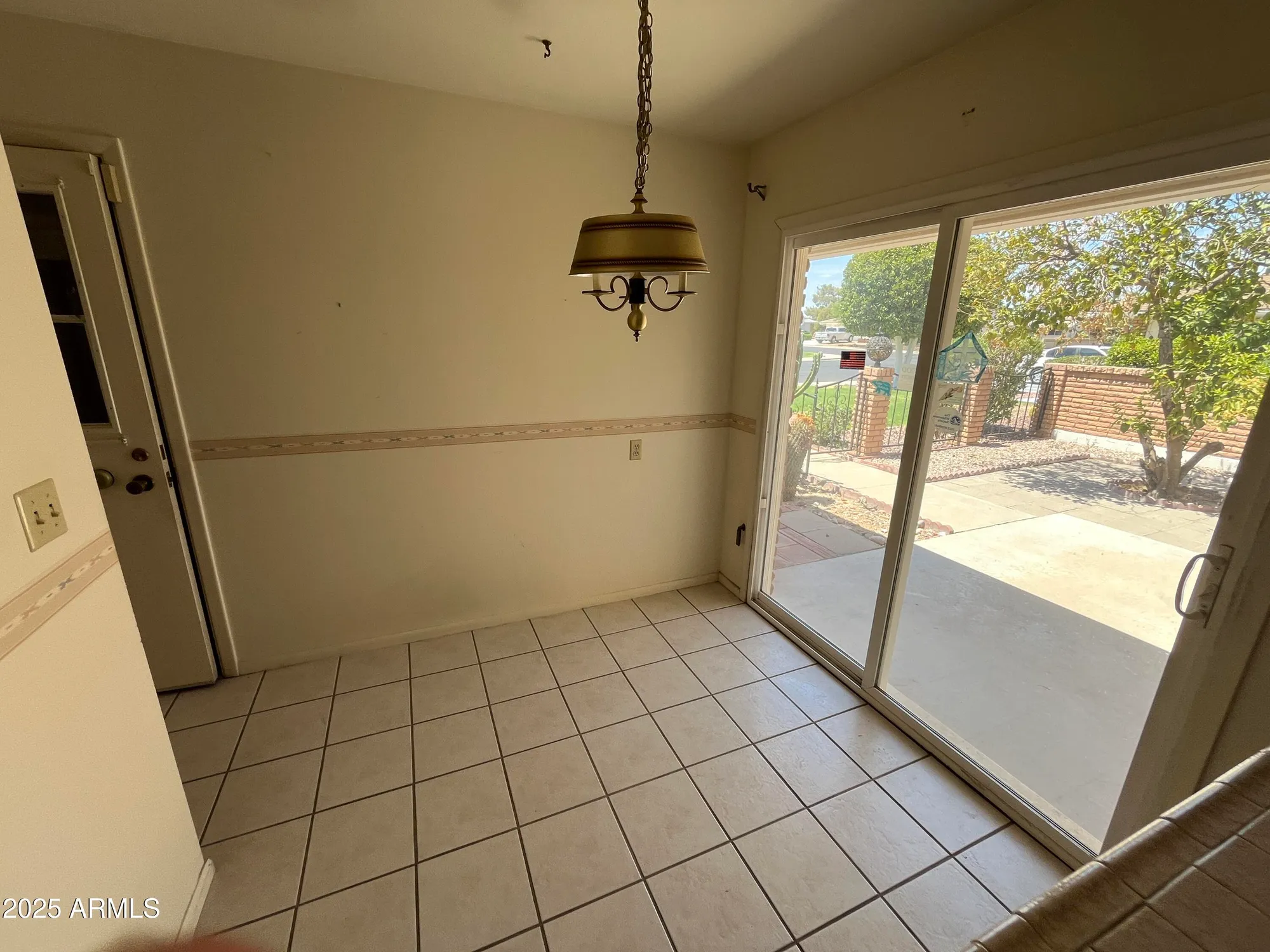 Property Slideshow image 7 of 27 | 9891 n balboa dr, Sun City, AZ, 85351