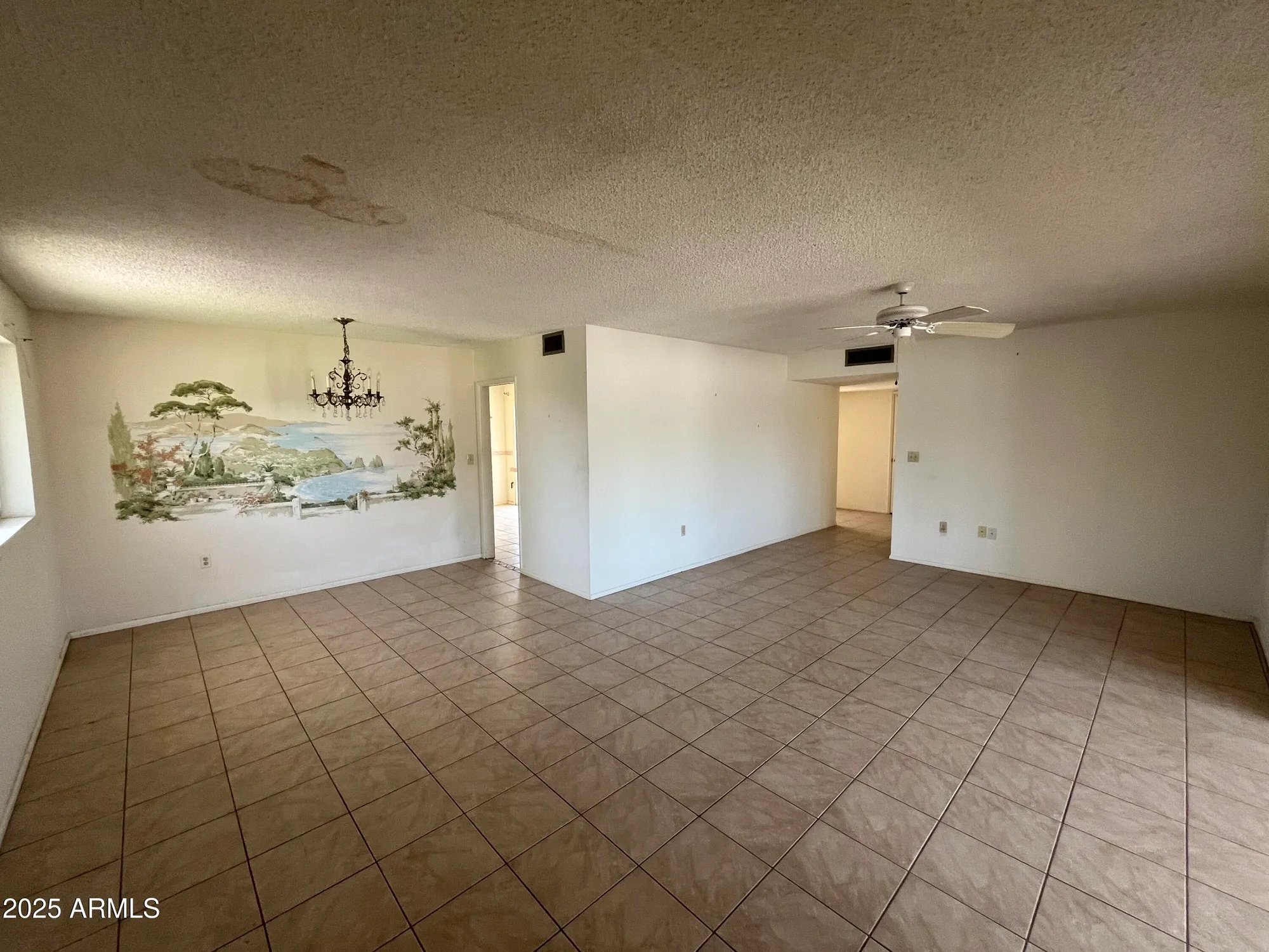 Property Slideshow image 14 of 27 | 9891 n balboa dr, Sun City, AZ, 85351