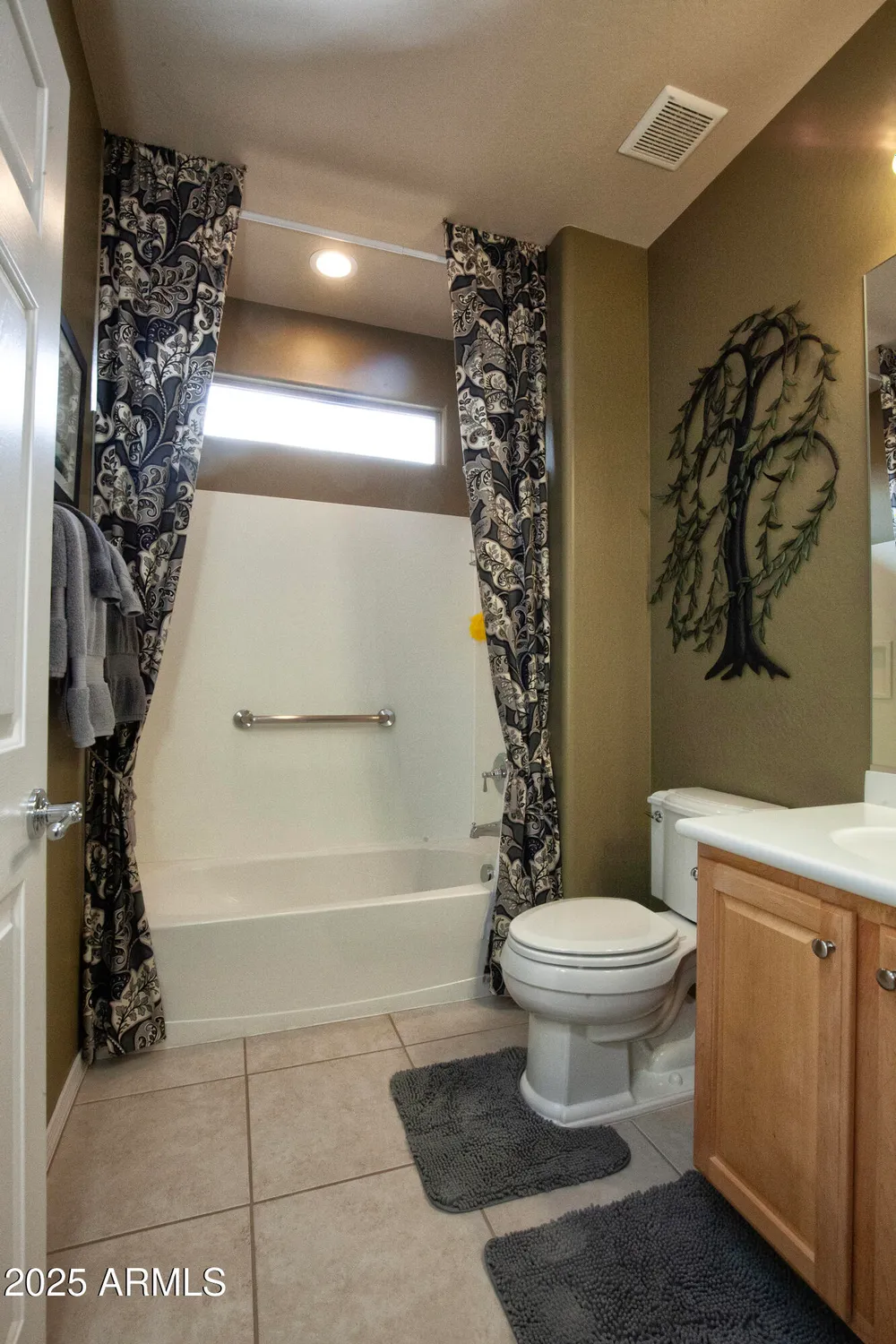 Property Slideshow image 12 of 72 | 20669 n 266th ave, Buckeye, AZ, 85396