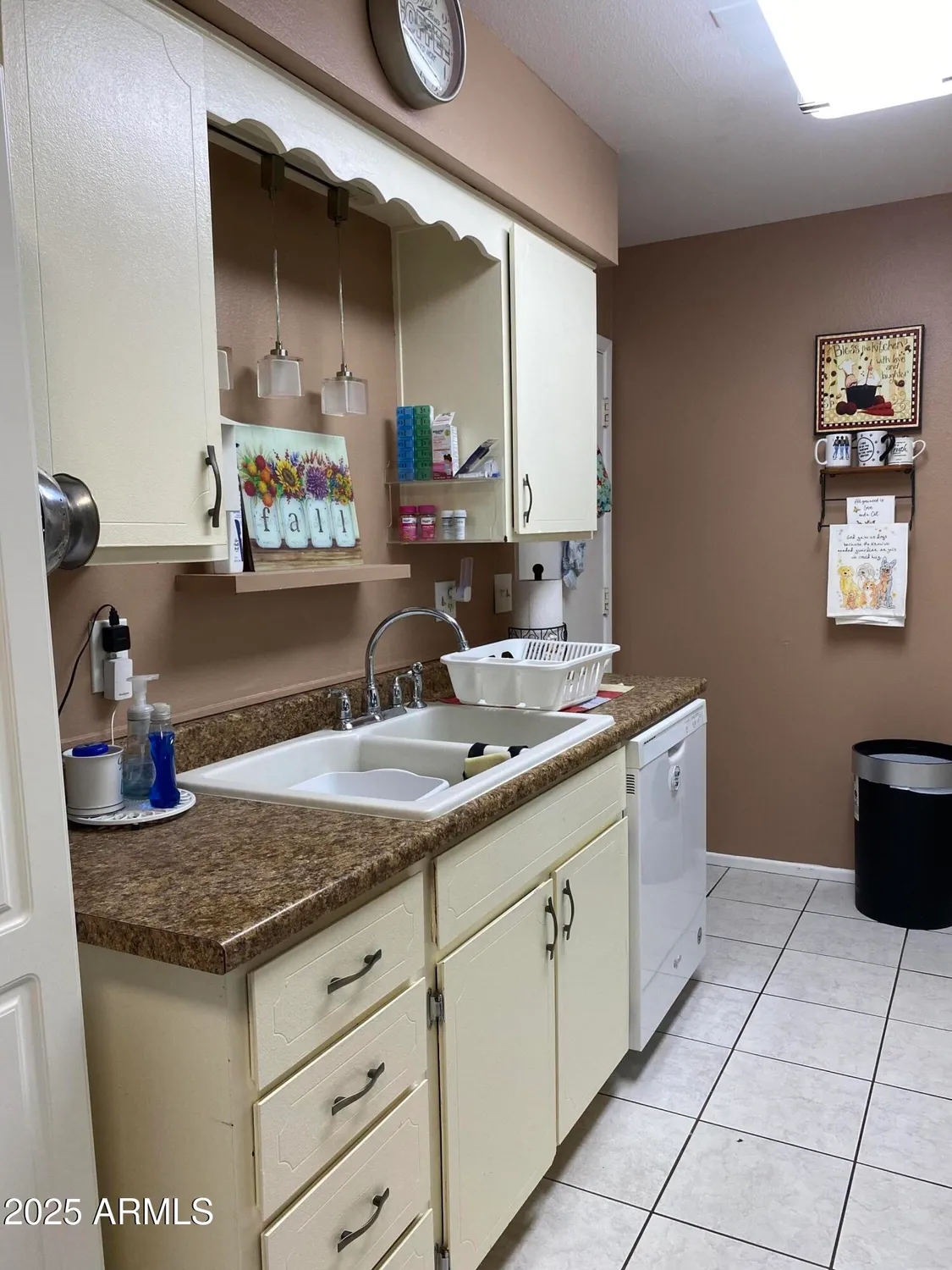 Property Slideshow image 3 of 26 | 10134 n 97th ave b, Peoria, AZ, 85345