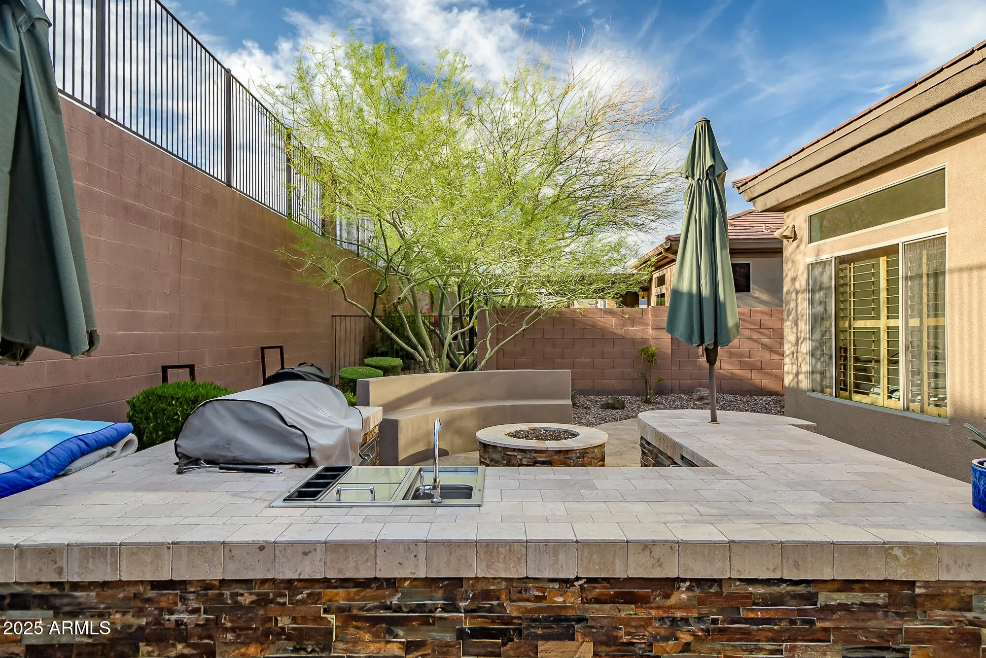 Property Slideshow image 52 of 88 | 41618 n anthem ridge dr, Phoenix, AZ, 85086