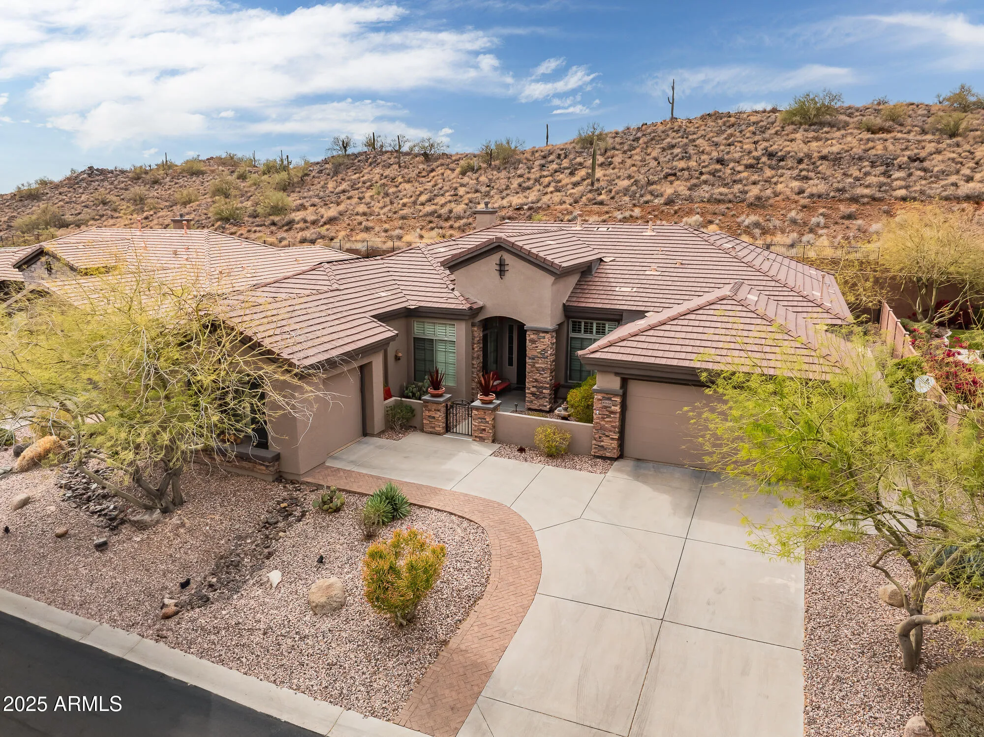Property Slideshow image 71 of 88 | 41618 n anthem ridge dr, Phoenix, AZ, 85086