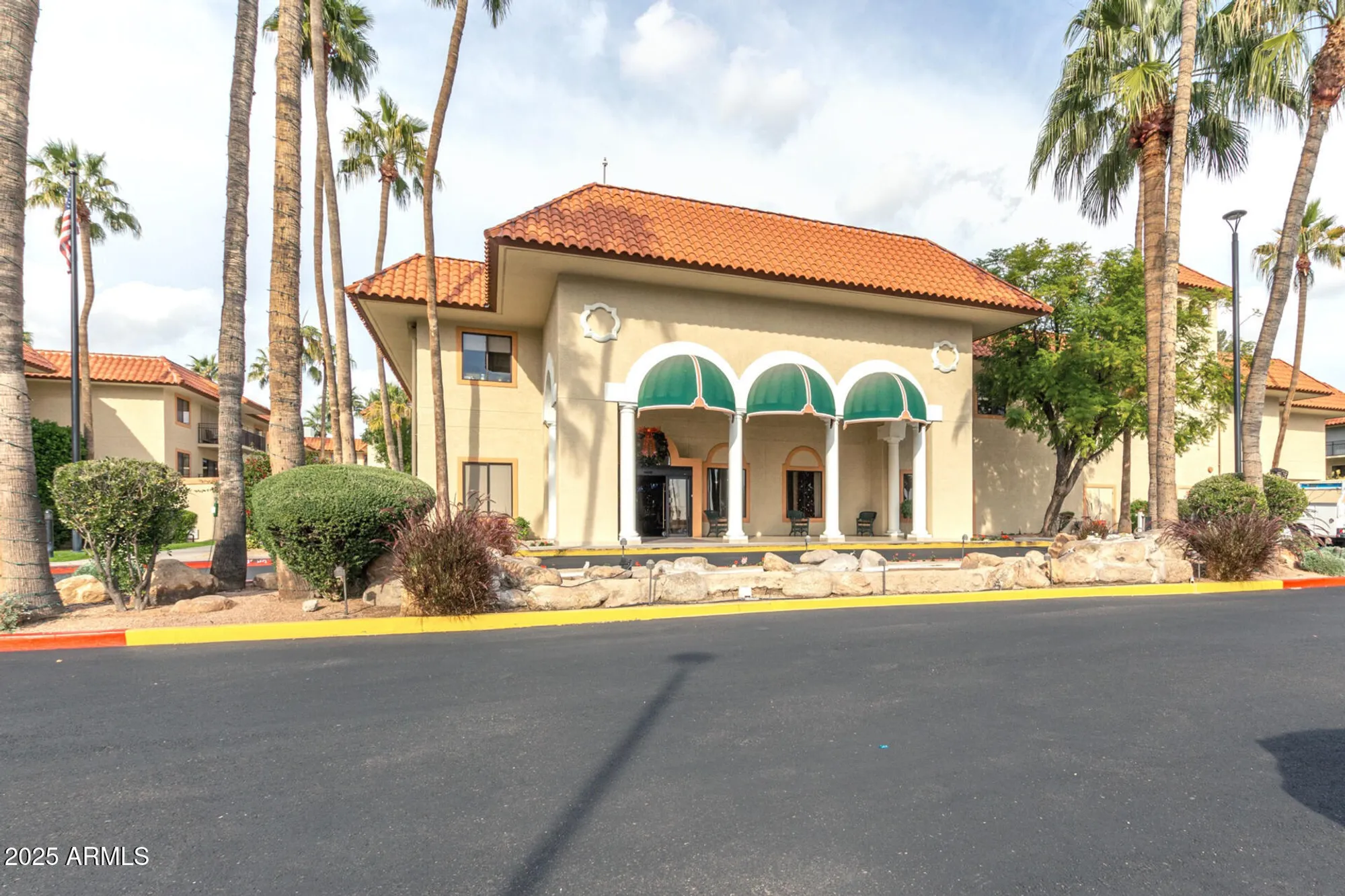 Property Slideshow image 1 of 29 | 10330 w thunderbird blvd apt a308, Sun City, AZ, 85351