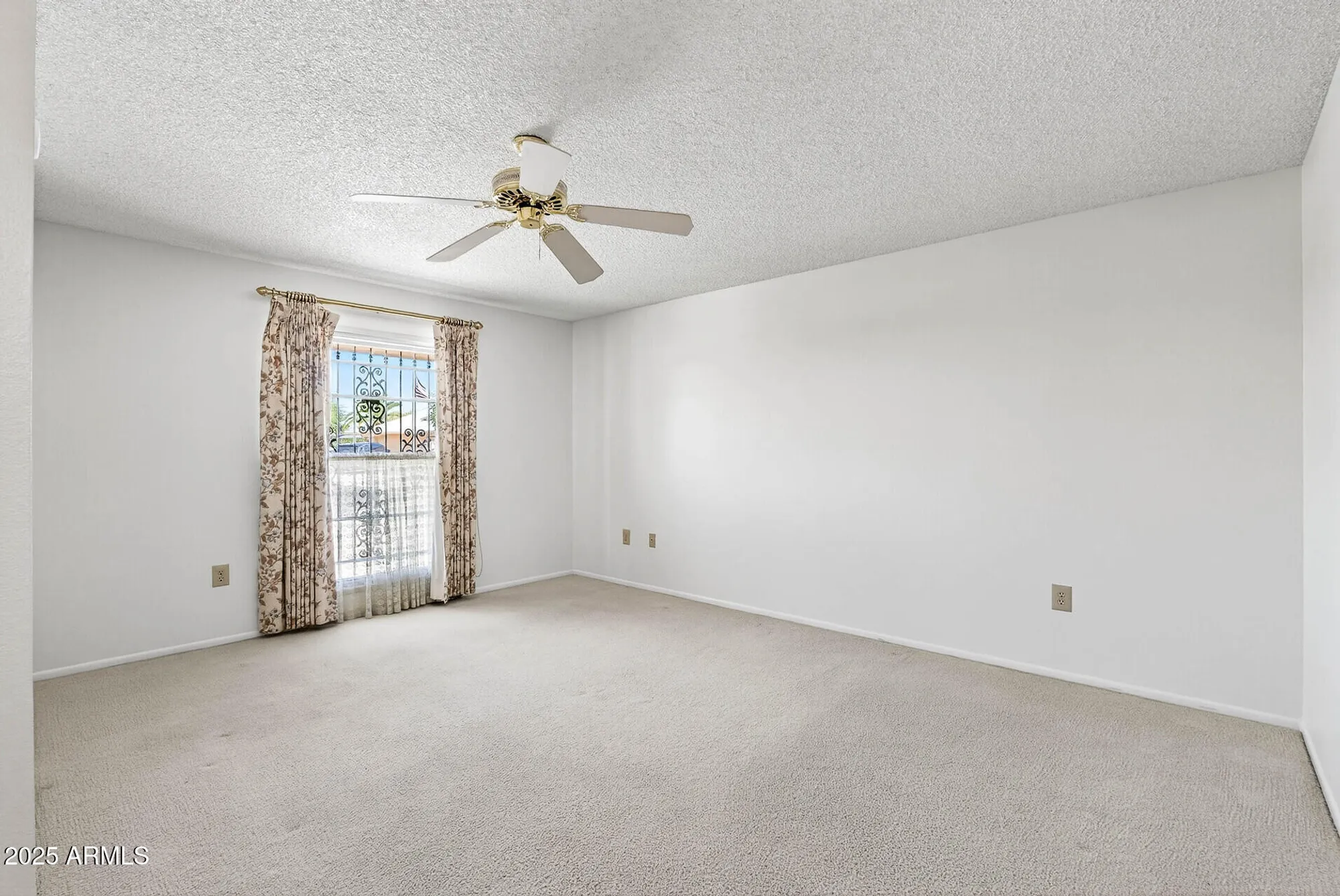 Property Slideshow image 7 of 60 | 17807 n 125th dr, Sun City West, AZ, 85375