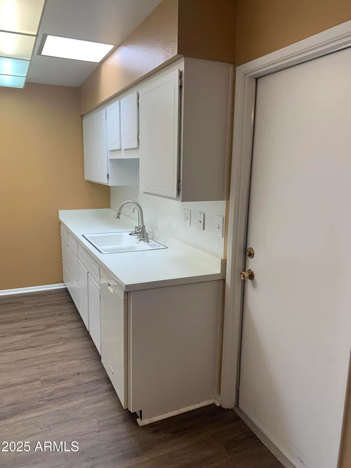 Property Slideshow image 10 of 40 | 13071 n 100th dr, Sun City, AZ, 85351