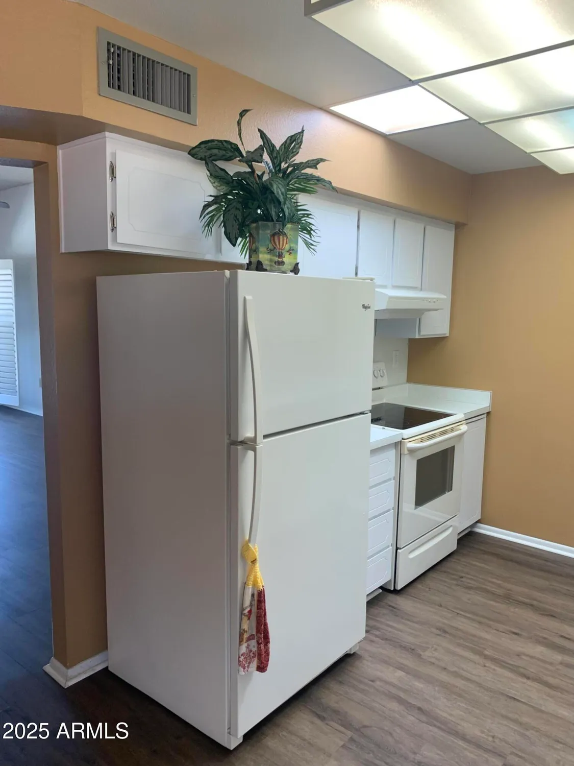 Property Slideshow image 8 of 40 | 13071 n 100th dr, Sun City, AZ, 85351