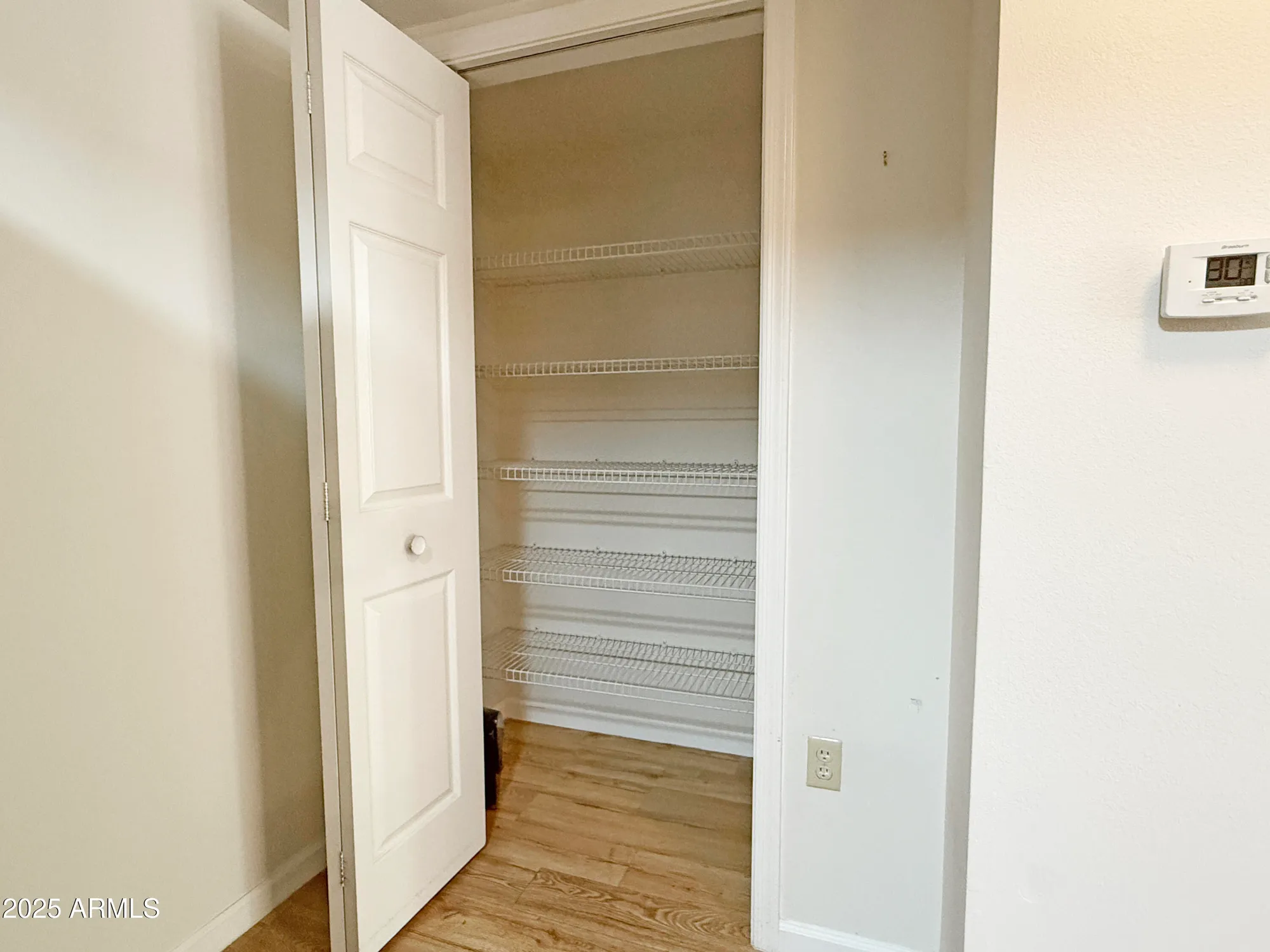 Property Slideshow image 10 of 23 | 10330 w thunderbird blvd a125, Sun City, AZ, 85351