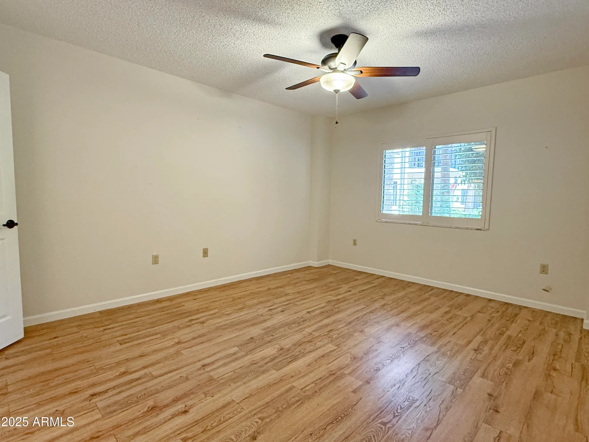 Property Slideshow image 11 of 23 | 10330 w thunderbird blvd a125, Sun City, AZ, 85351