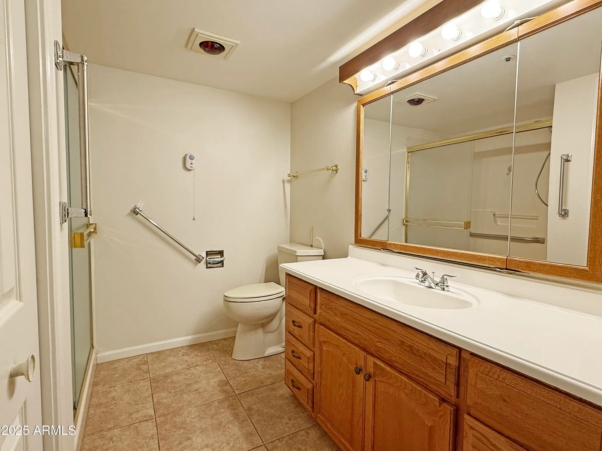 Property Slideshow image 16 of 23 | 10330 w thunderbird blvd a125, Sun City, AZ, 85351