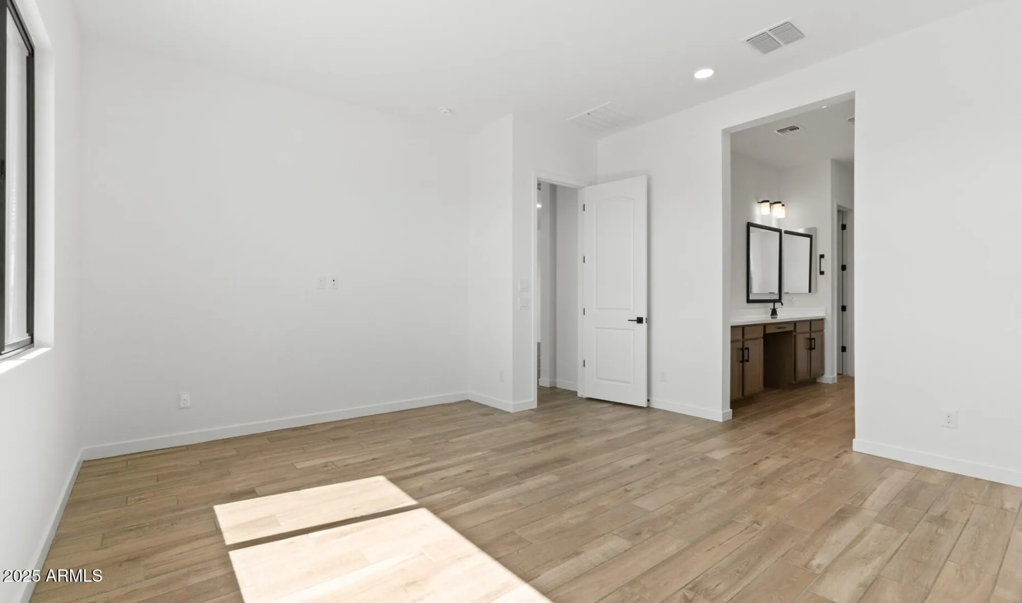 Property Slideshow image 19 of 27 | 6187 n sunrise ln, Buckeye, AZ, 85396