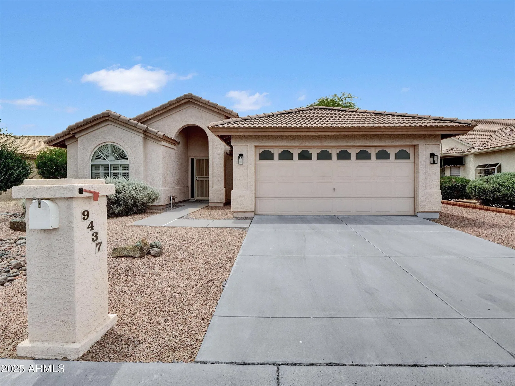 Property Slideshow image 25 of 26 | 9437 e champagne dr, Sun Lakes, AZ, 85248