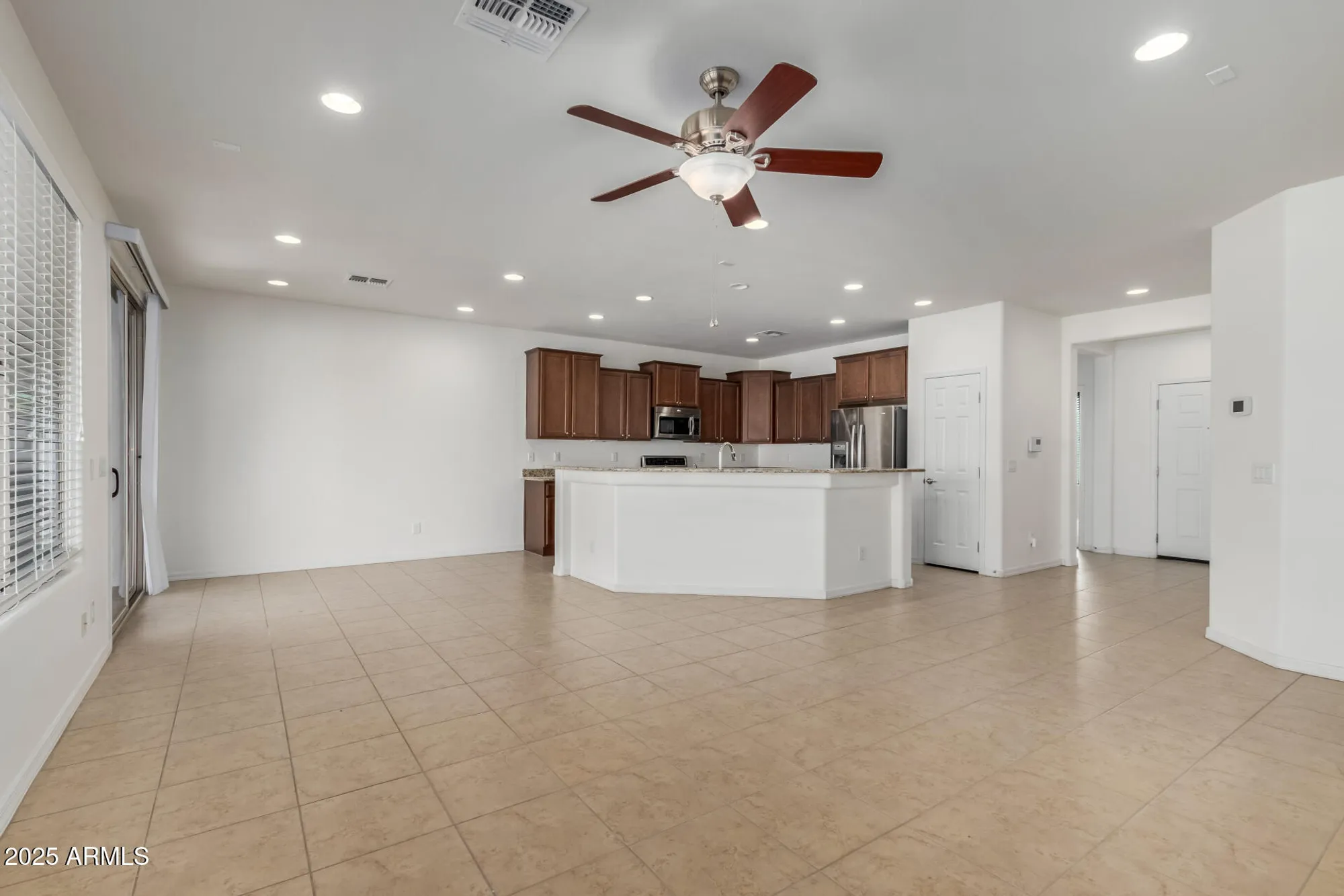 Property Slideshow image 10 of 39 | 21853 n 261st ave, Buckeye, AZ, 85396