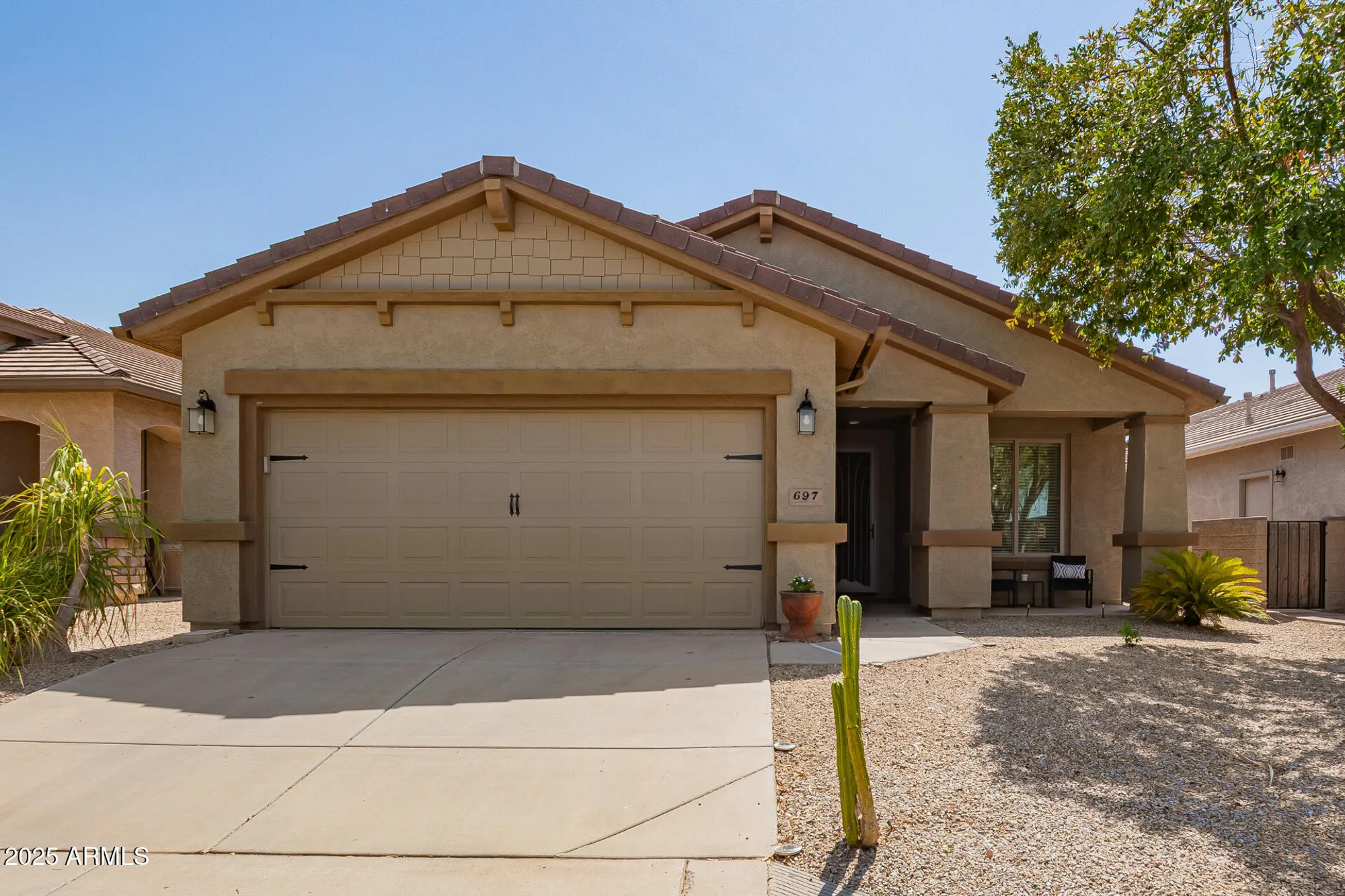 Property Slideshow image 2 of 46 | 697 w twin peaks pkwy, San Tan Valley, AZ, 85143