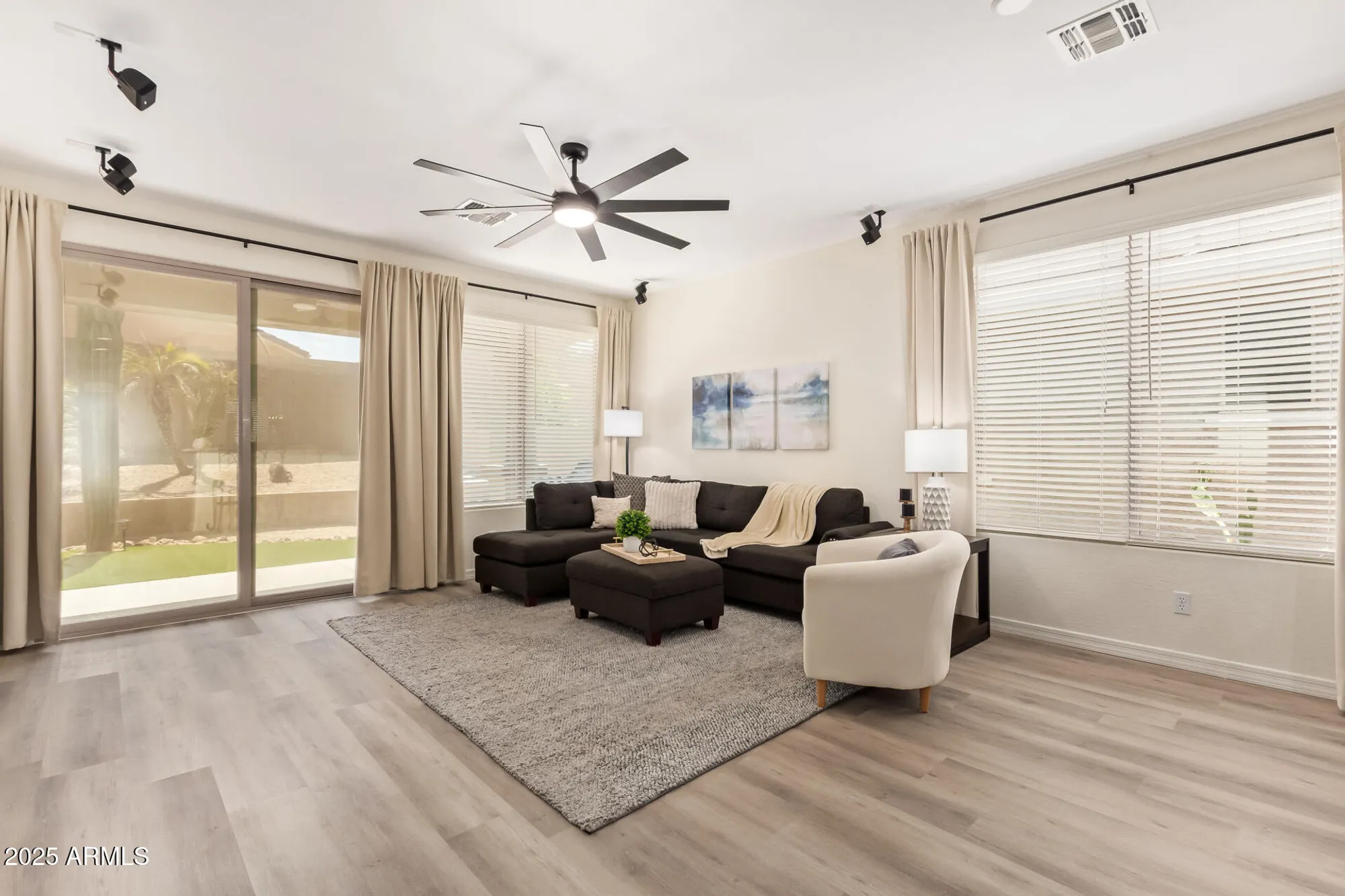 Property Slideshow image 5 of 46 | 697 w twin peaks pkwy, San Tan Valley, AZ, 85143