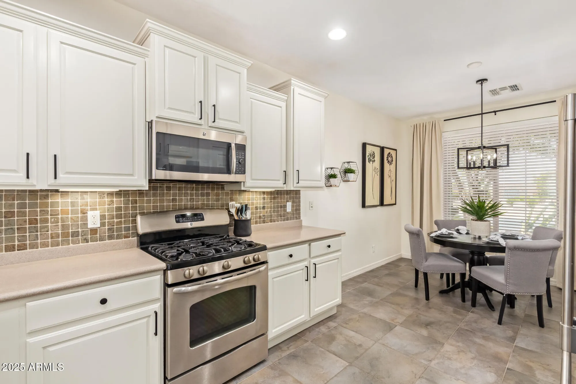 Property Slideshow image 12 of 46 | 697 w twin peaks pkwy, San Tan Valley, AZ, 85143