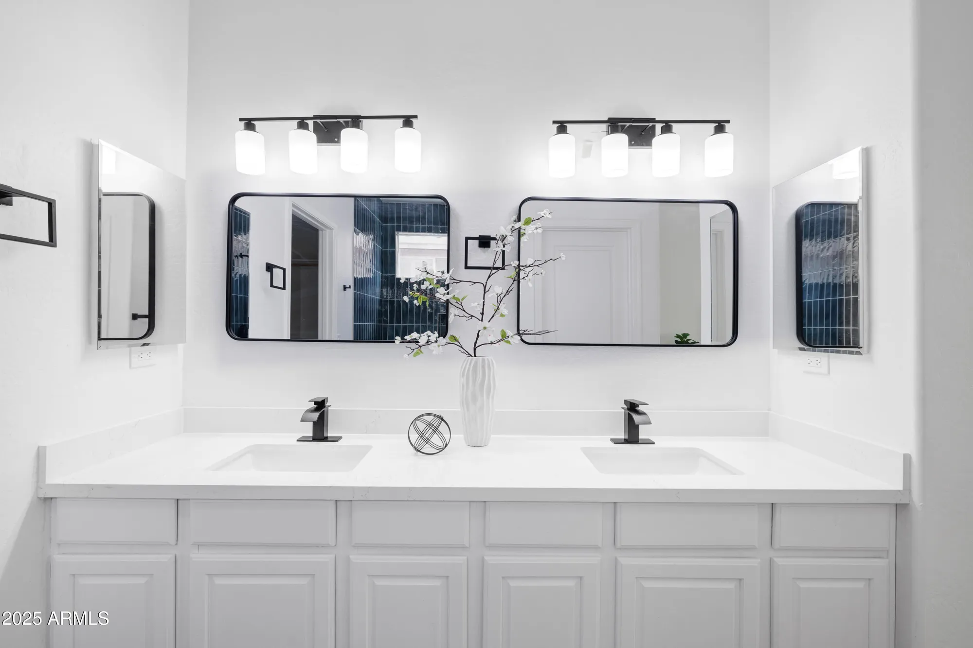 Property Slideshow image 5 of 26 | 1172 s 229th dr, Buckeye, AZ, 85326