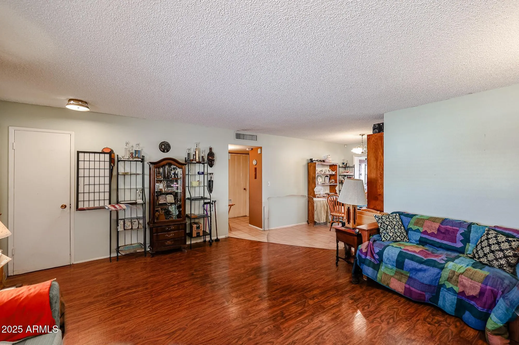 Property Slideshow image 3 of 25 | 10201 w caron dr, Sun City, AZ, 85351