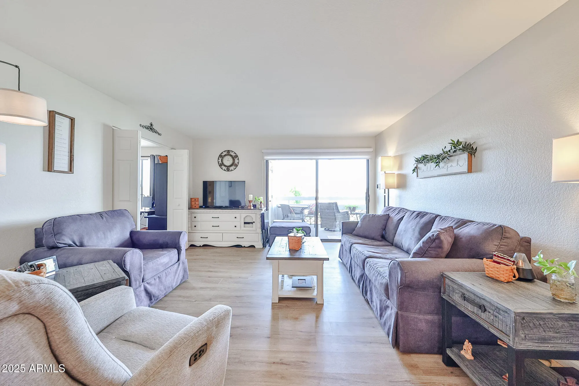 Property Slideshow image 11 of 37 | 17404 n 99th ave unit 310, Sun City, AZ, 85373