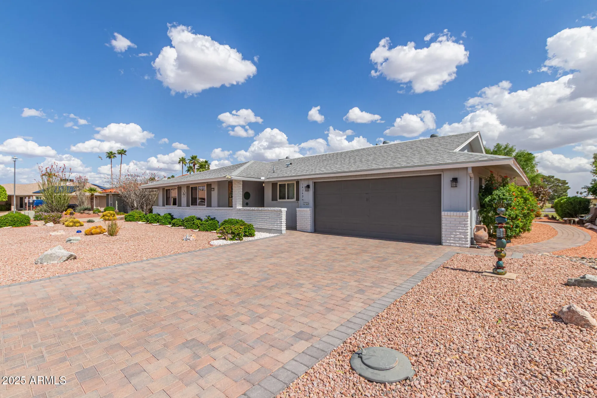 Property Slideshow image 9 of 41 | 14249 n sarabande way, Sun City, AZ, 85351
