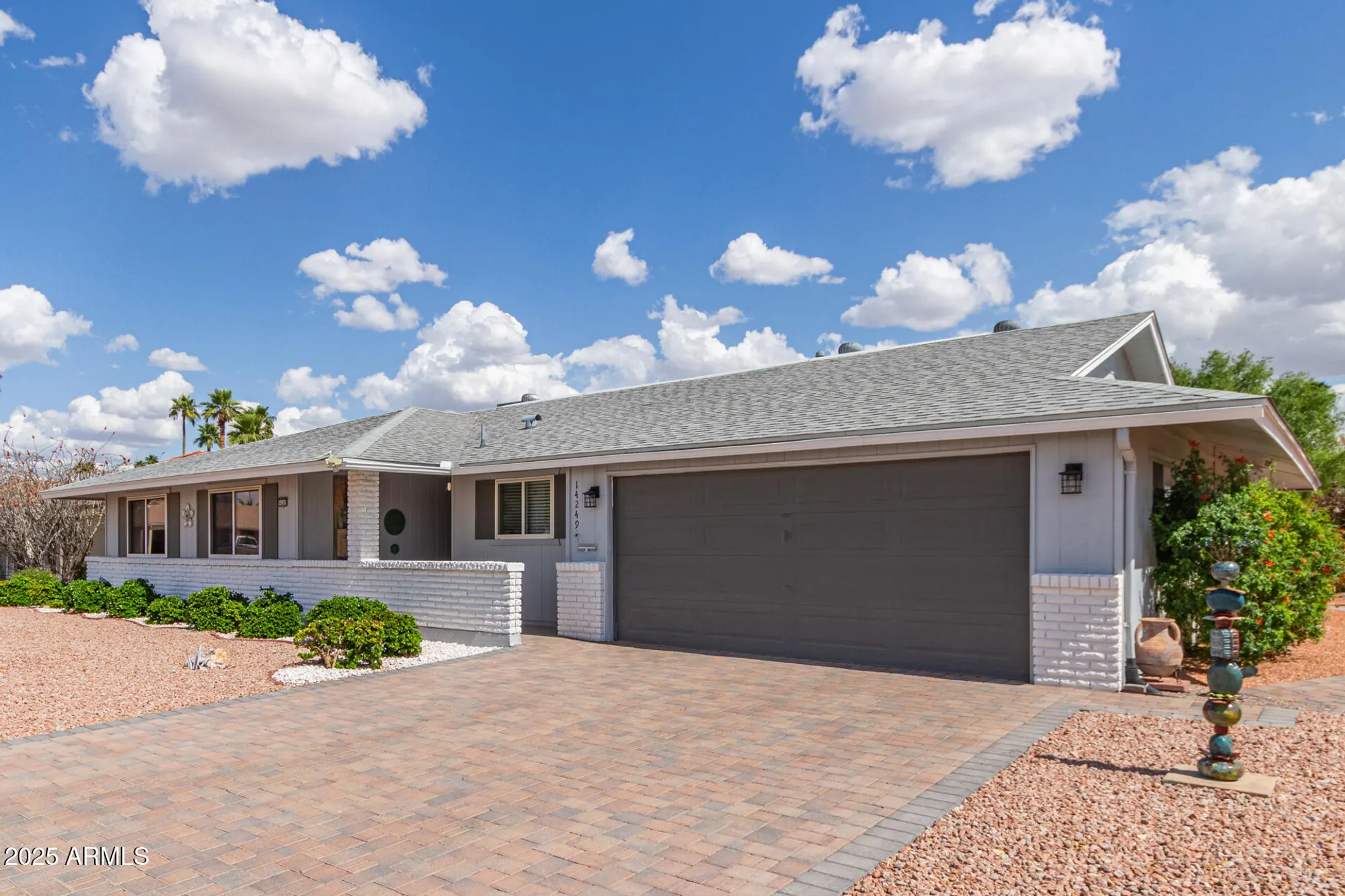Property Slideshow image 1 of 41 | 14249 n sarabande way, Sun City, AZ, 85351