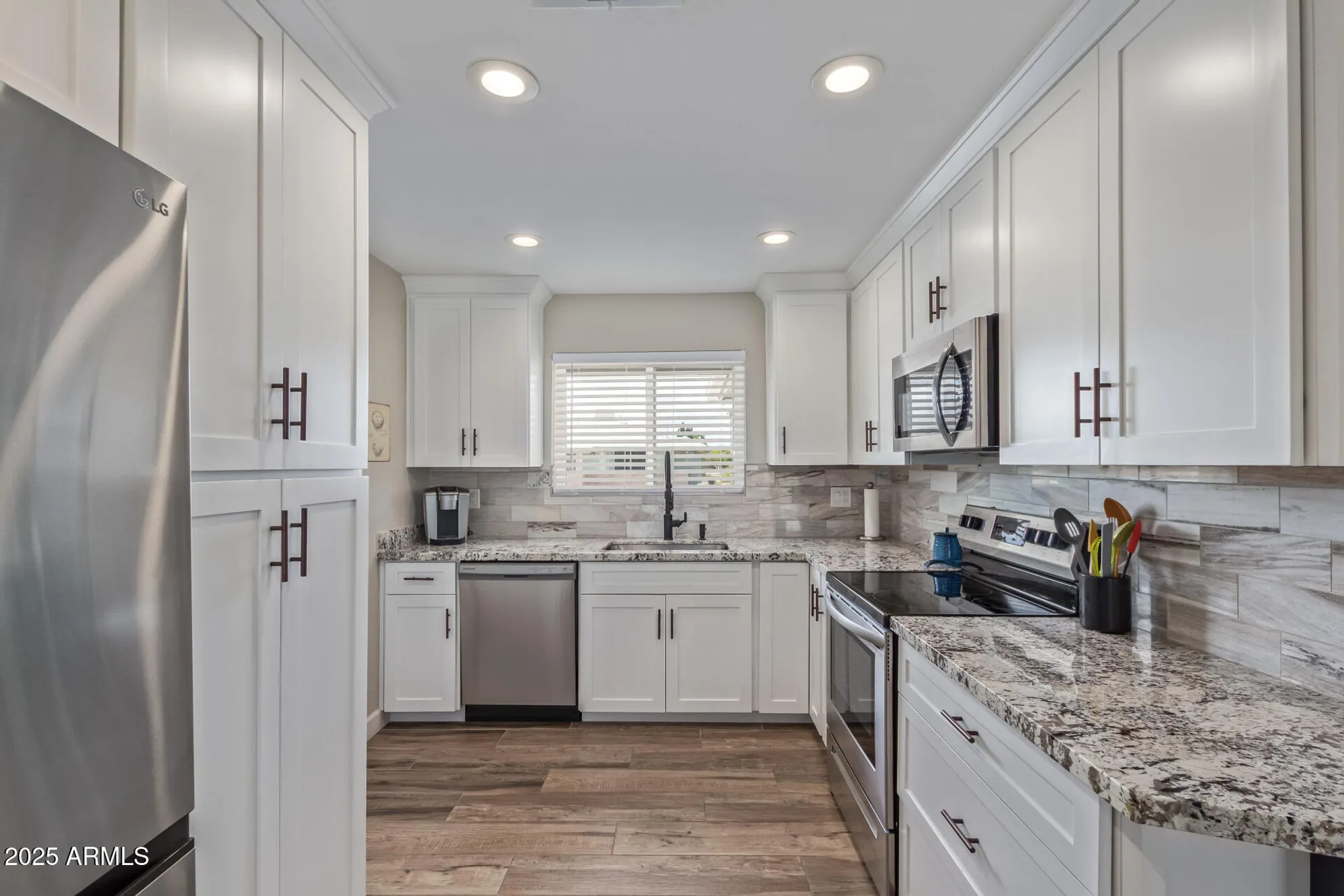 Property Slideshow image 17 of 41 | 14249 n sarabande way, Sun City, AZ, 85351