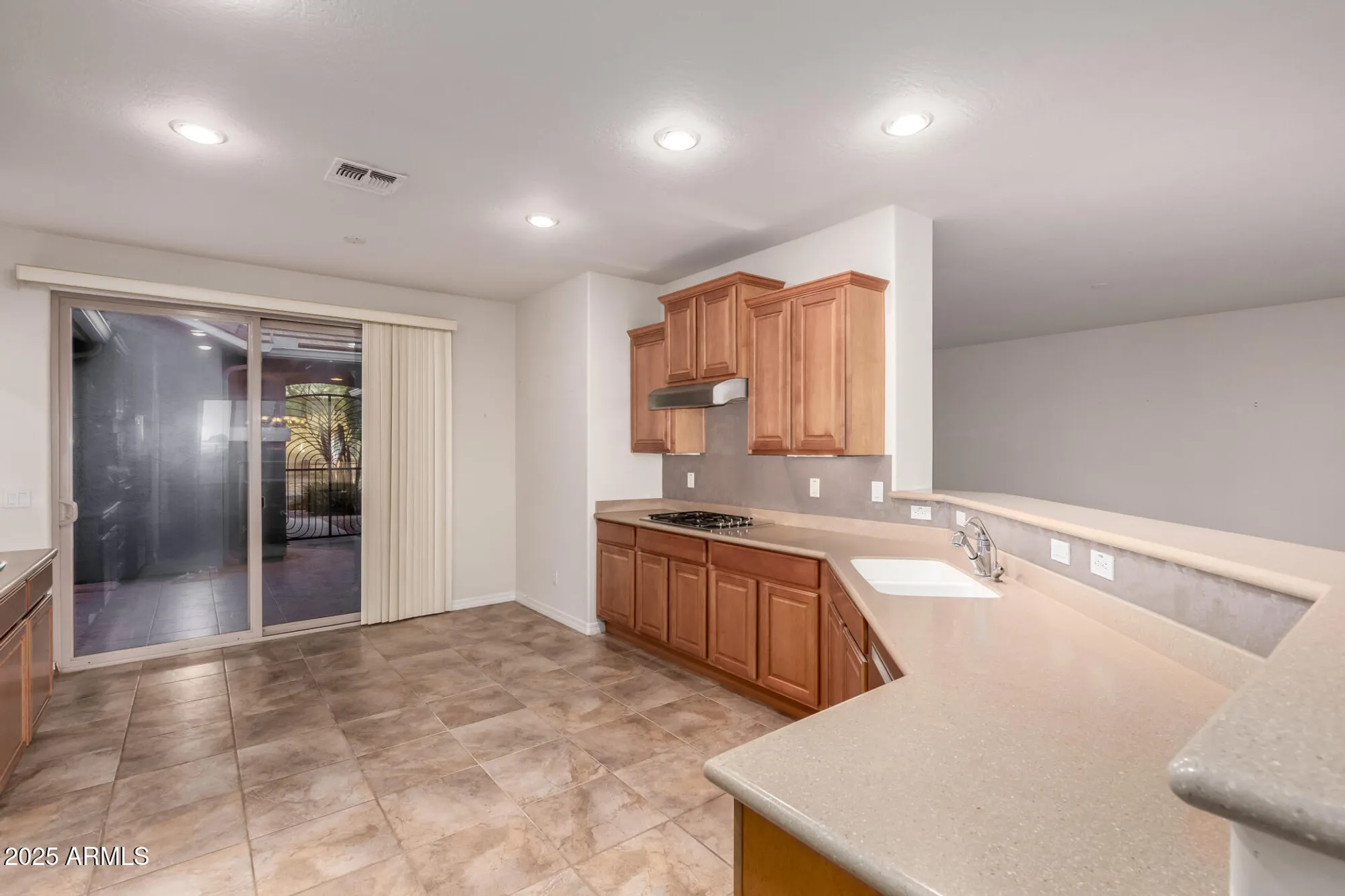 Property Slideshow image 19 of 75 | 384 w bismark st, San Tan Valley, AZ, 85143