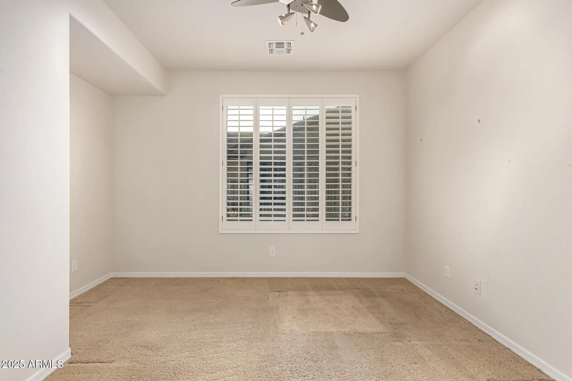 Property Slideshow image 27 of 75 | 384 w bismark st, San Tan Valley, AZ, 85143