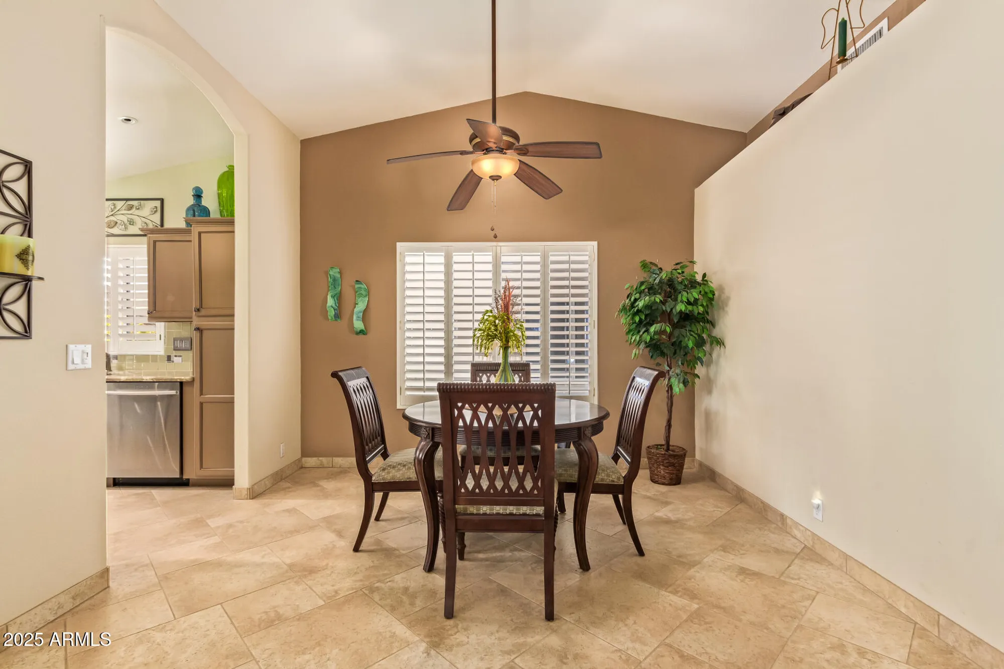 Property Slideshow image 9 of 42 | 9064 w marco polo rd, Peoria, AZ, 85382