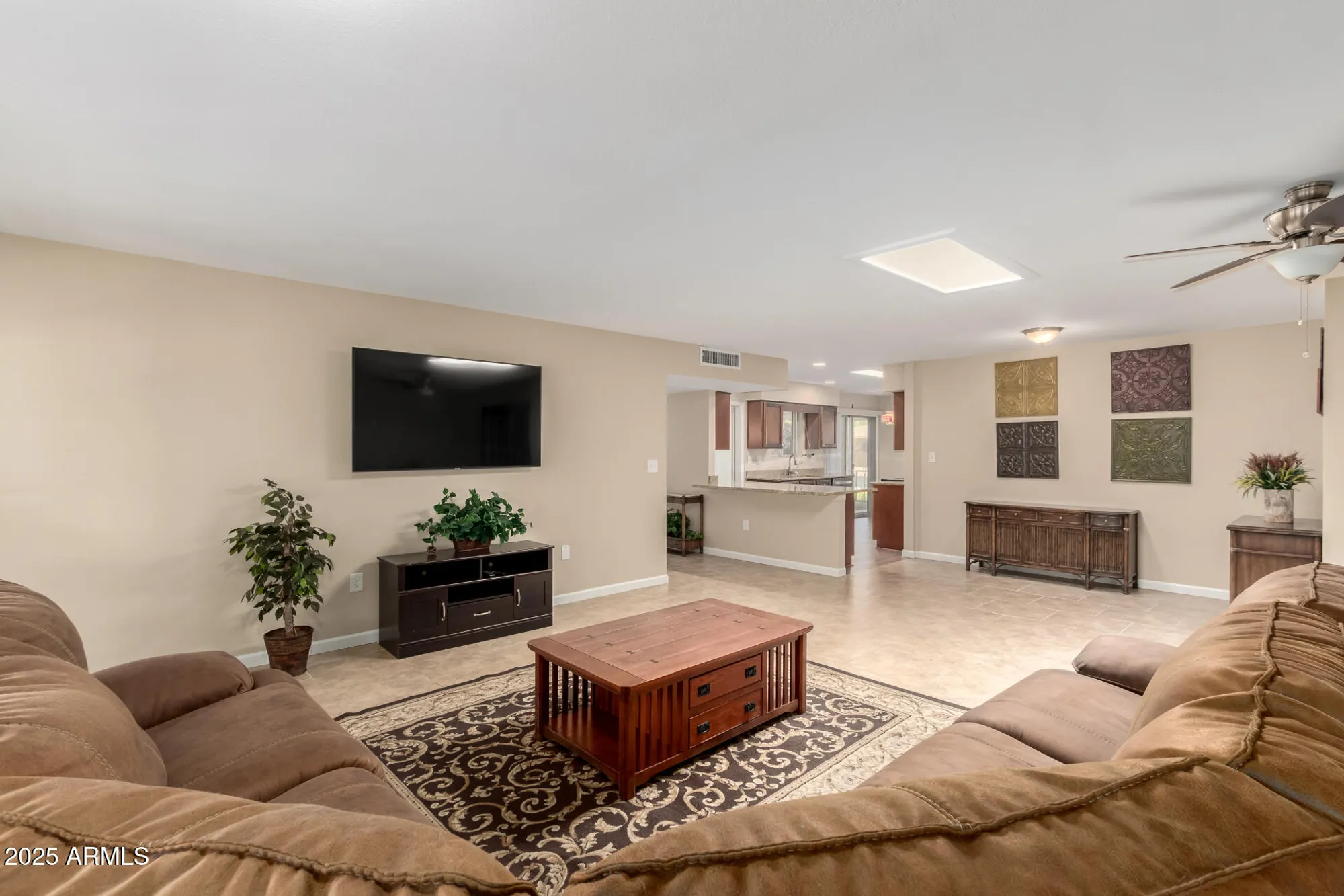 Property Slideshow image 10 of 28 | 10202 n 105th dr, Sun City, AZ, 85351