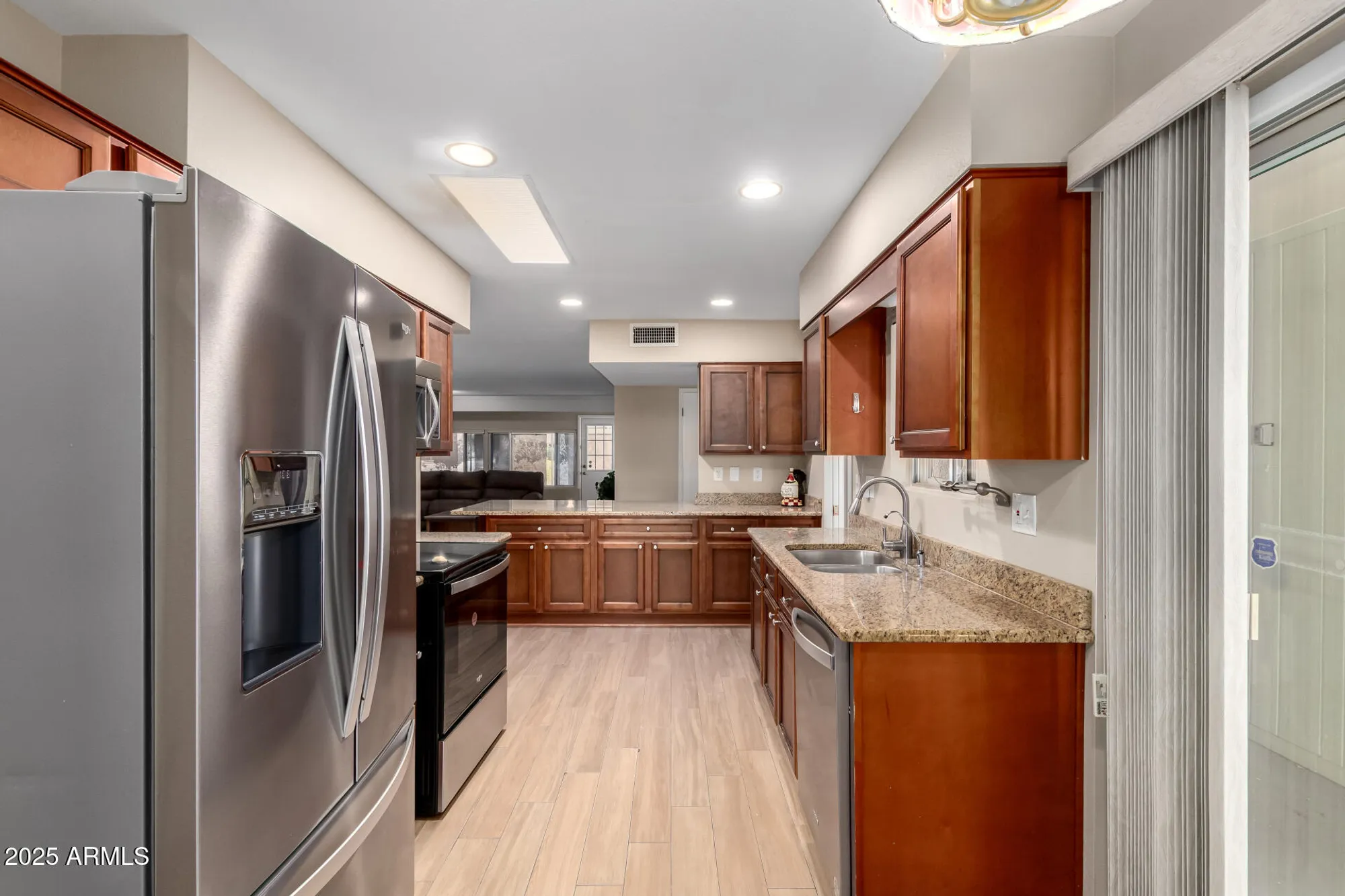 Property Slideshow image 15 of 28 | 10202 n 105th dr, Sun City, AZ, 85351