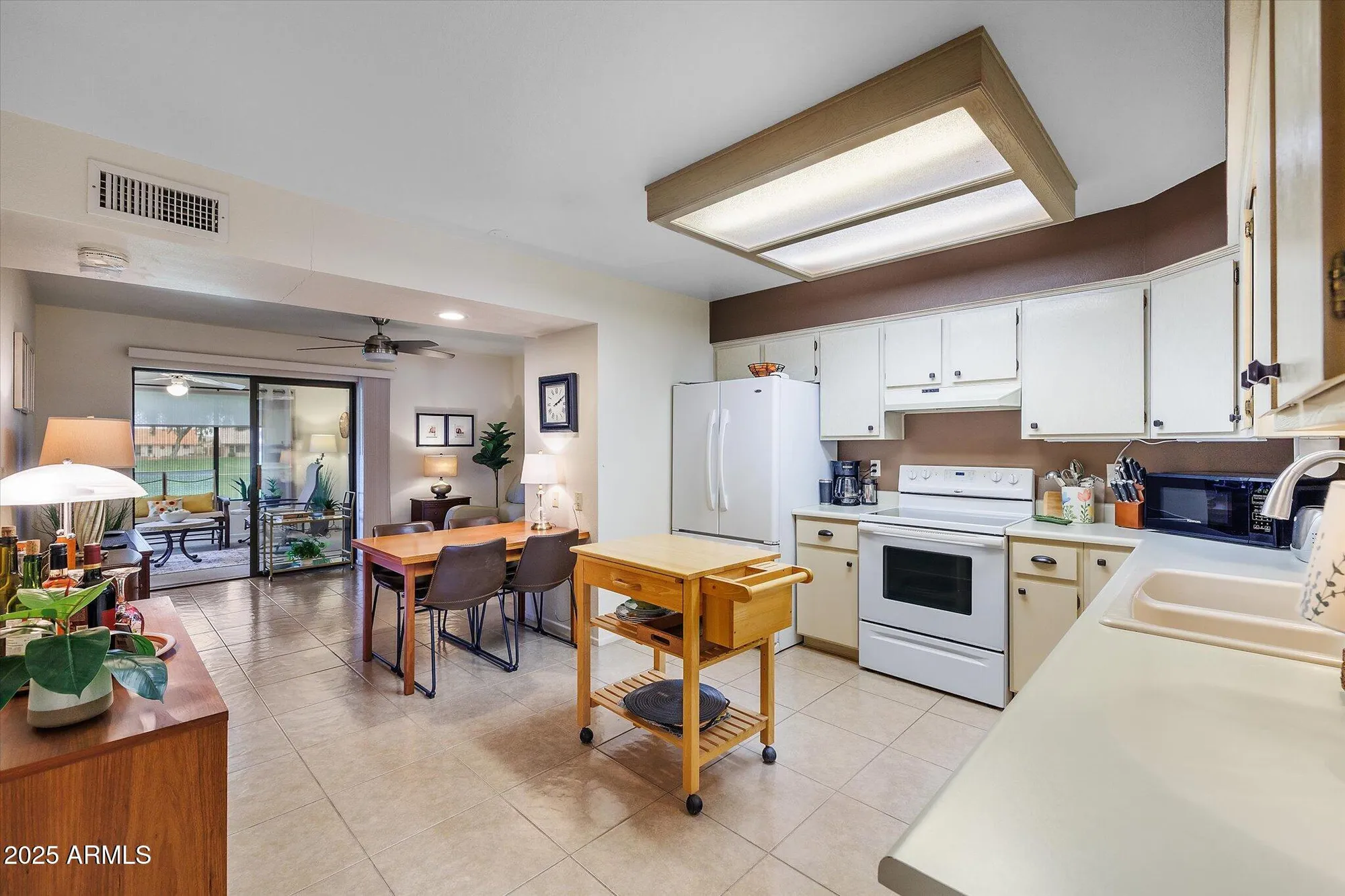 Property Slideshow image 6 of 27 | 7755 e laguna azul ave unit 184, Mesa, AZ, 85209