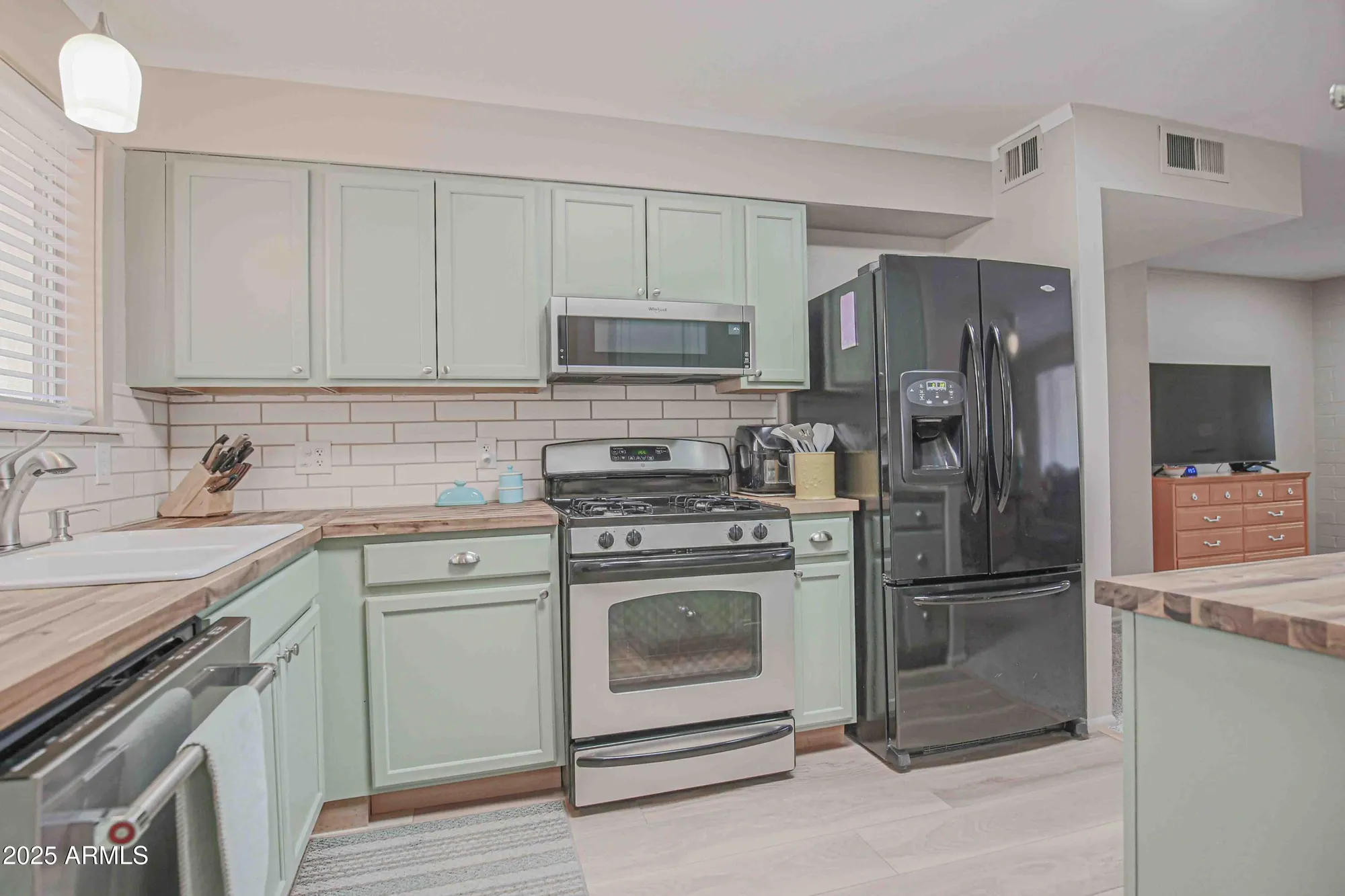 Property Slideshow image 7 of 86 | 12244 n saint andrew dr, Sun City, AZ, 85351