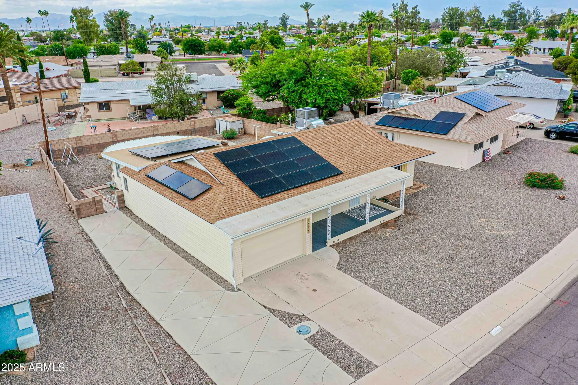 Property Slideshow image 37 of 86 | 12244 n saint andrew dr, Sun City, AZ, 85351