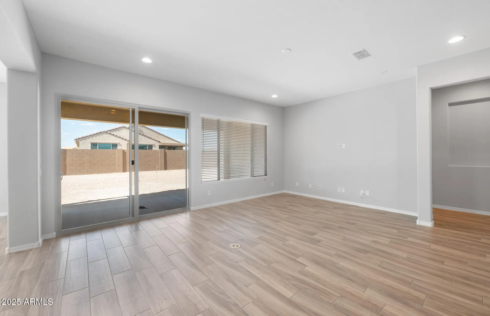 Property Slideshow image 7 of 37 | 7820 w mockingbird way, Florence, AZ, 85132