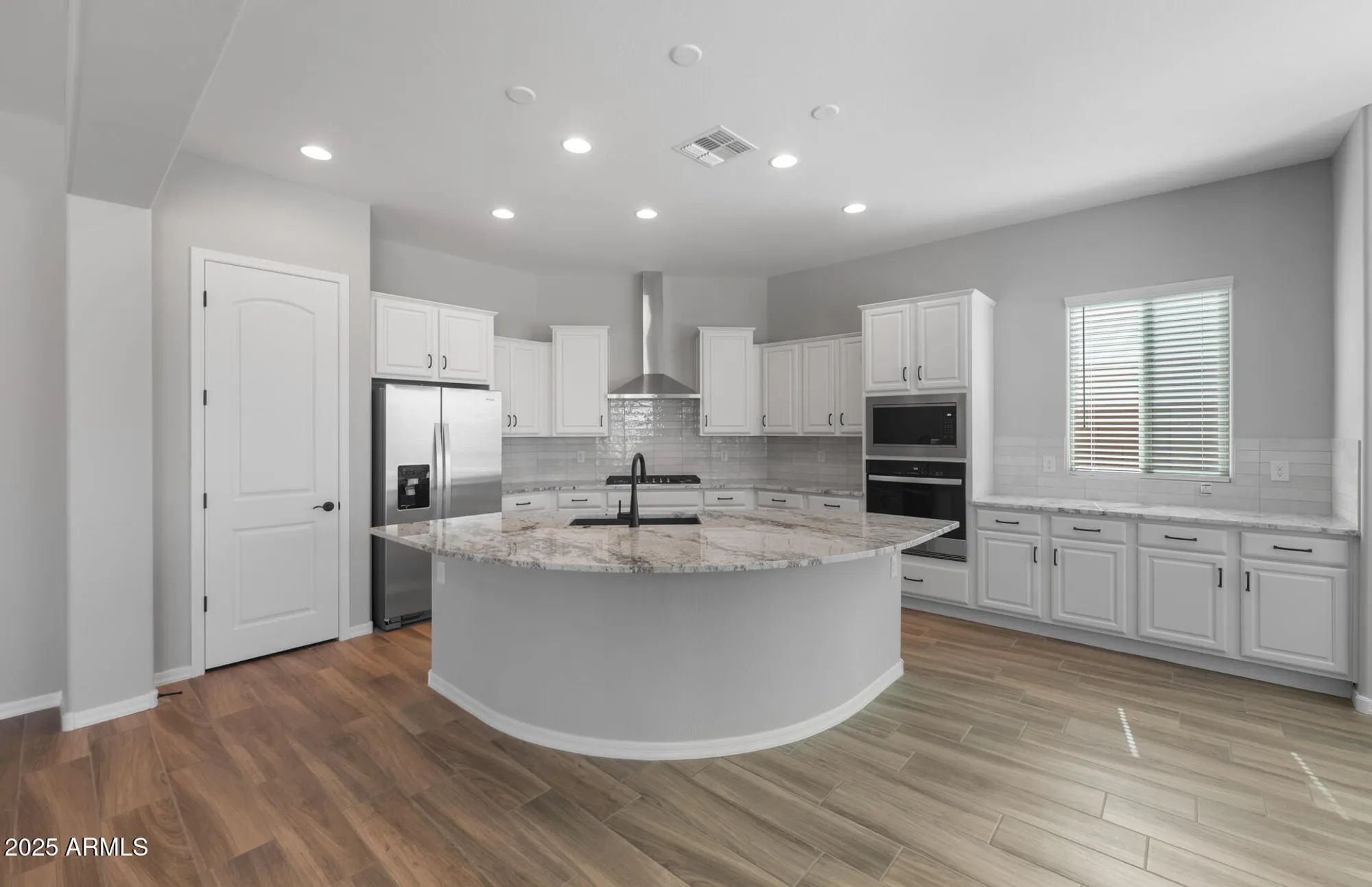 Property Slideshow image 11 of 37 | 7820 w mockingbird way, Florence, AZ, 85132