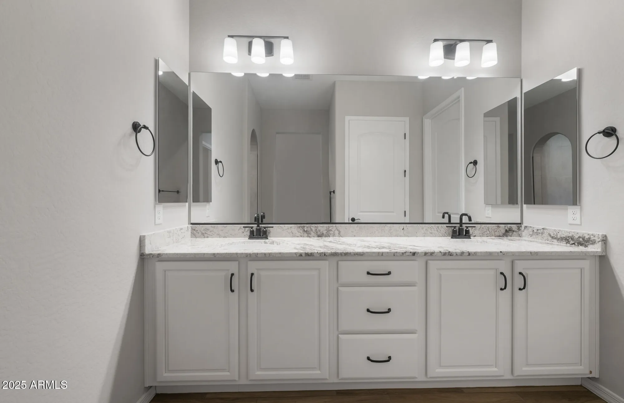 Property Slideshow image 21 of 37 | 7820 w mockingbird way, Florence, AZ, 85132