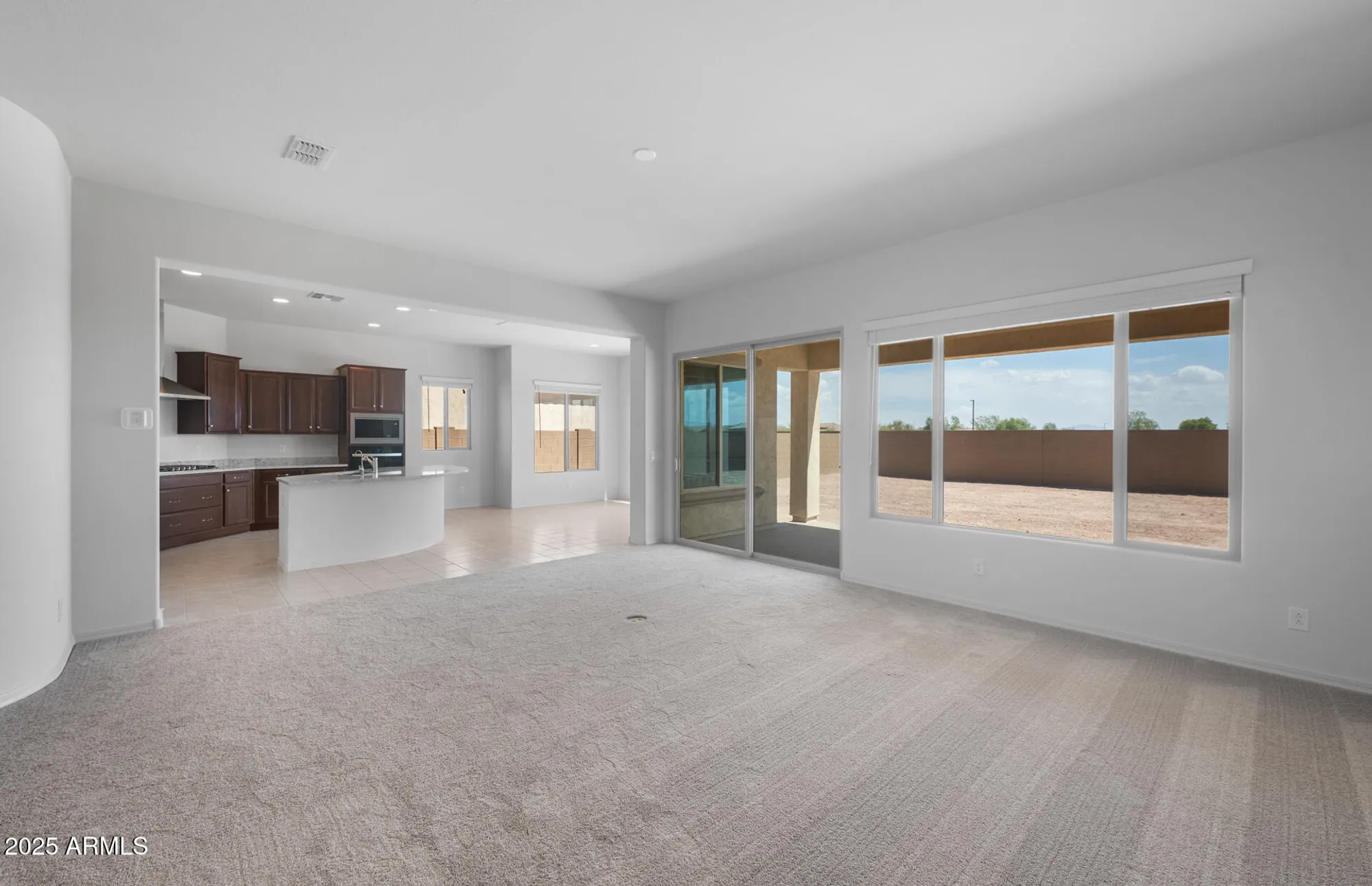 Property Slideshow image 8 of 35 | 7921 w mockingbird way, Florence, AZ, 85132