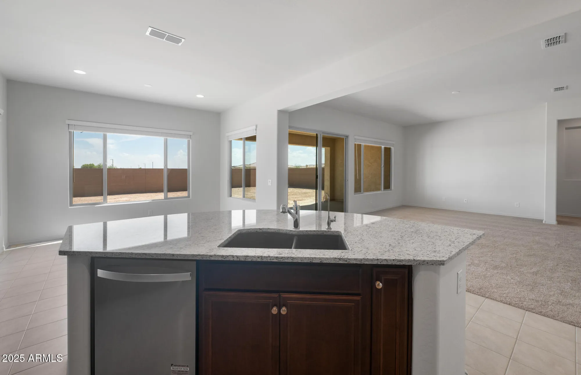 Property Slideshow image 14 of 35 | 7921 w mockingbird way, Florence, AZ, 85132