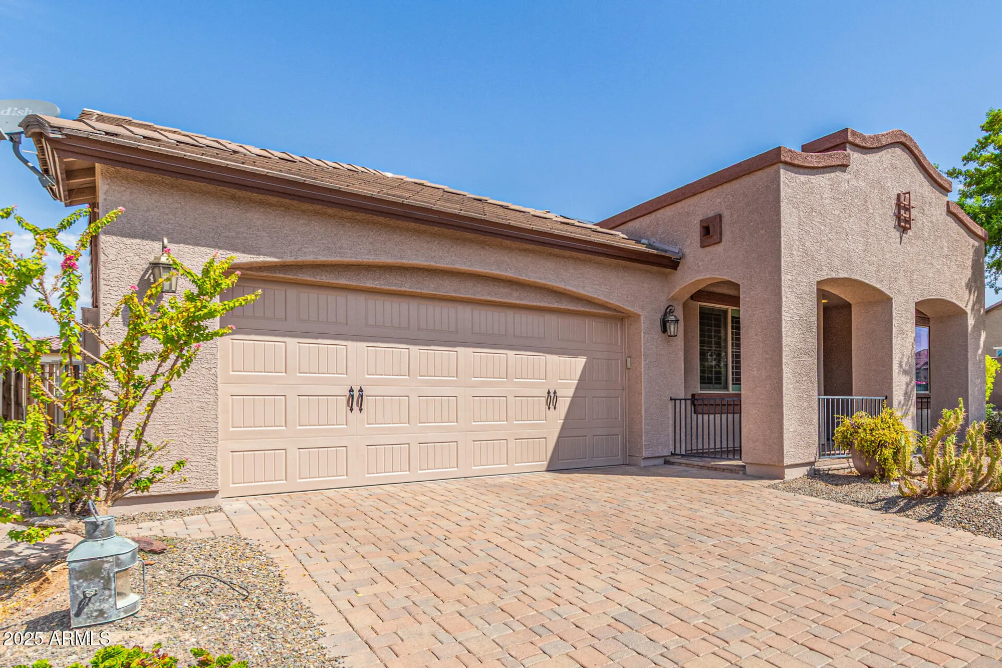 Property Slideshow image 3 of 63 | 17504 w redwood ln, Goodyear, AZ, 85338