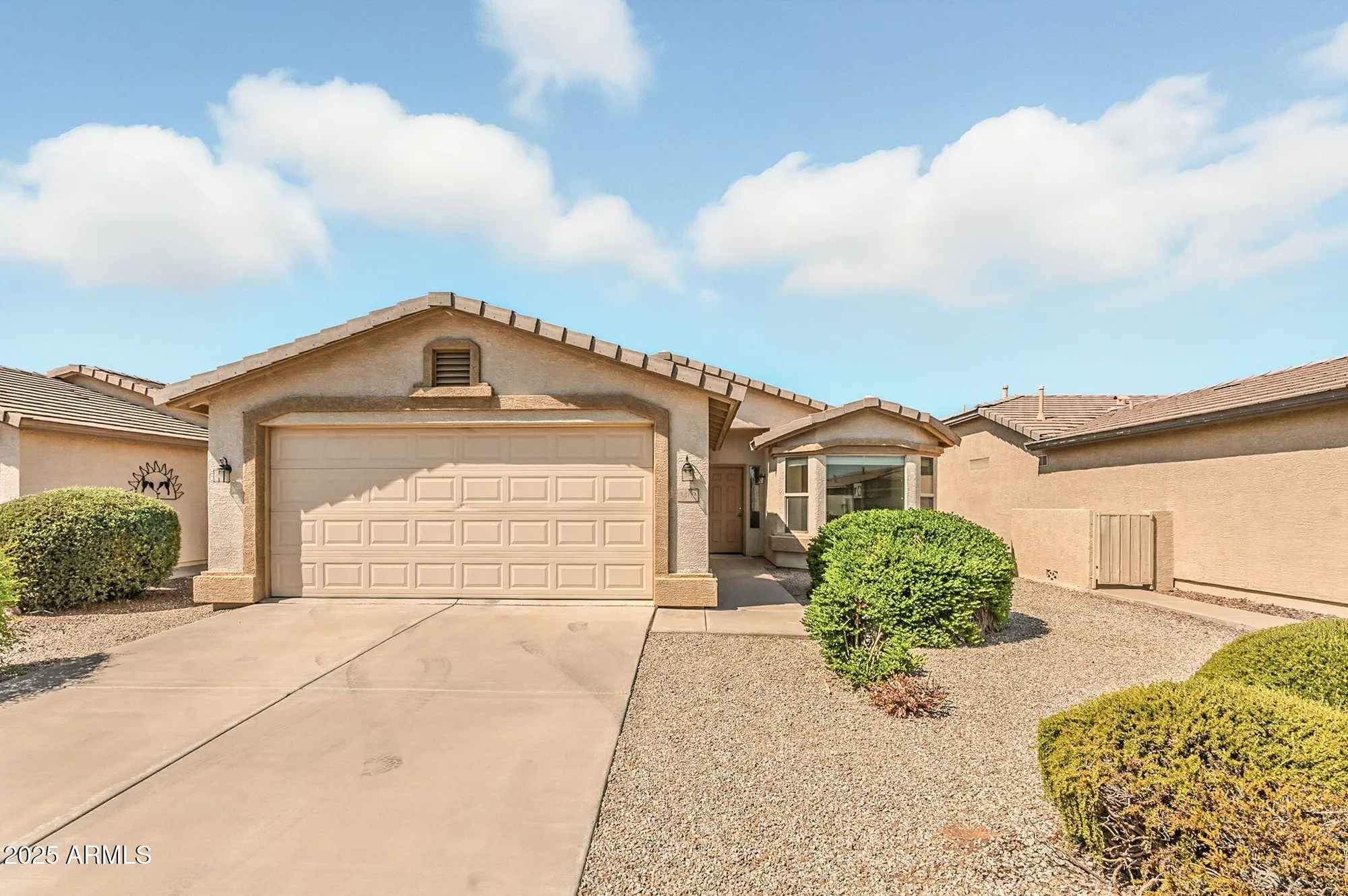 Property Slideshow image 1 of 44 | 3462 e cherry hills pl, Chandler, AZ, 85249