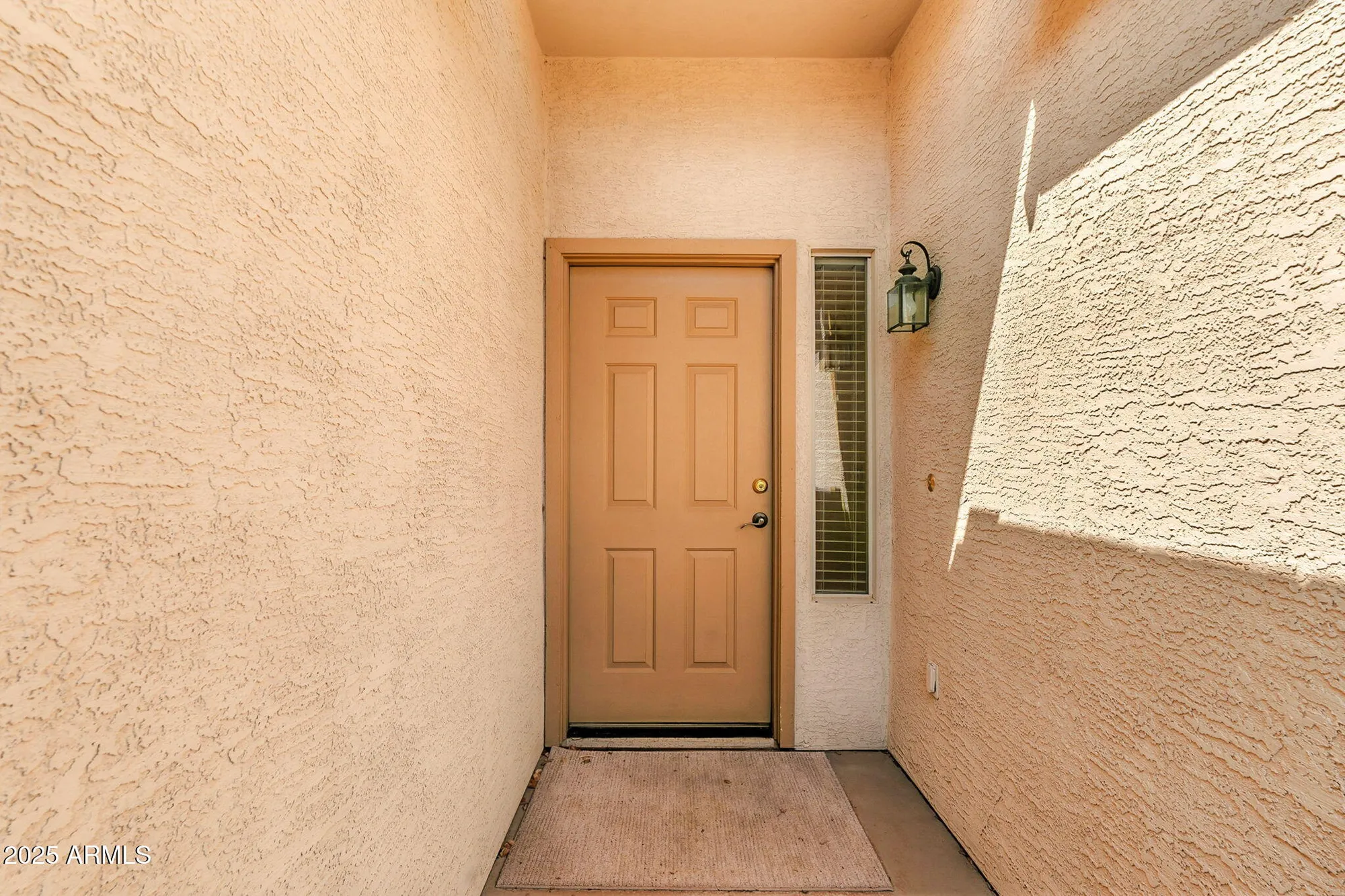 Property Slideshow image 3 of 44 | 3462 e cherry hills pl, Chandler, AZ, 85249