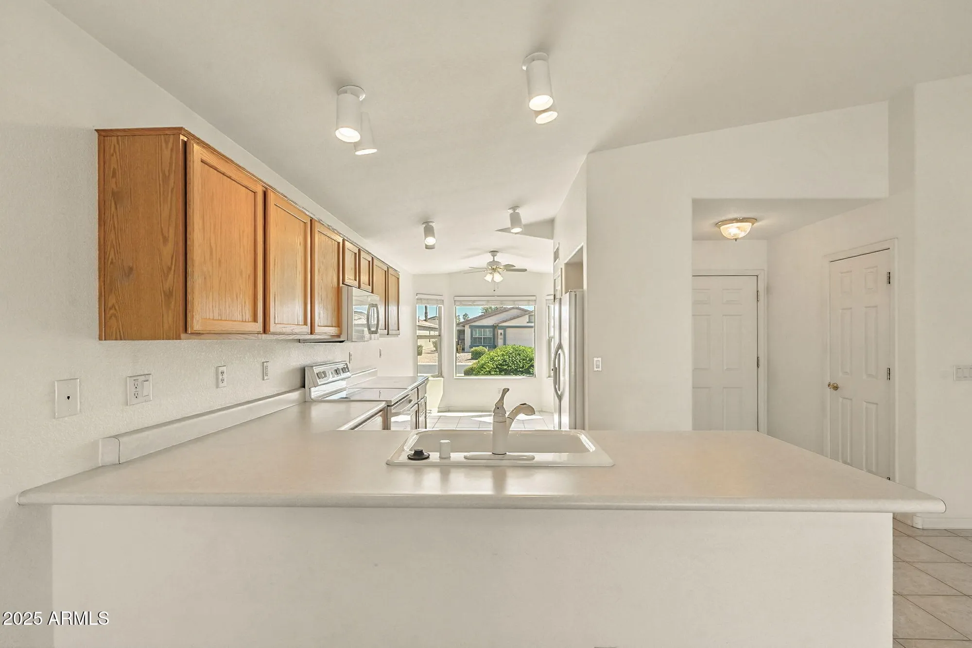 Property Slideshow image 8 of 44 | 3462 e cherry hills pl, Chandler, AZ, 85249