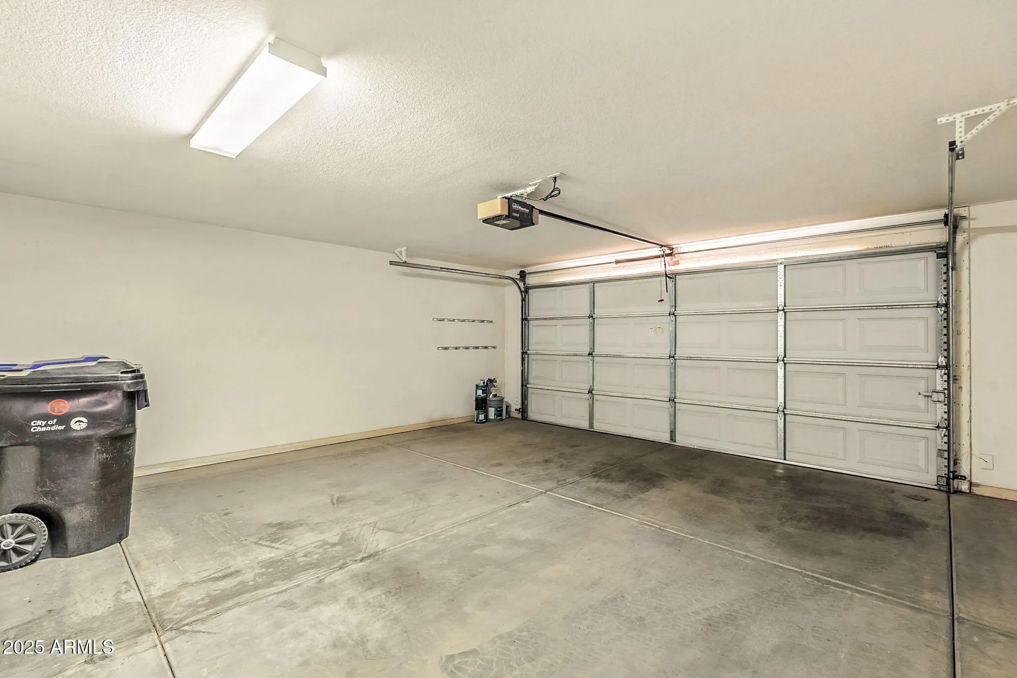 Property Slideshow image 28 of 44 | 3462 e cherry hills pl, Chandler, AZ, 85249