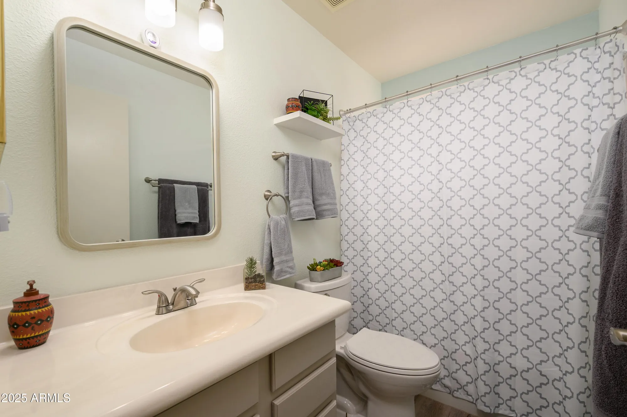 Property Slideshow image 22 of 33 | 18080 w udall dr, Surprise, AZ, 85374