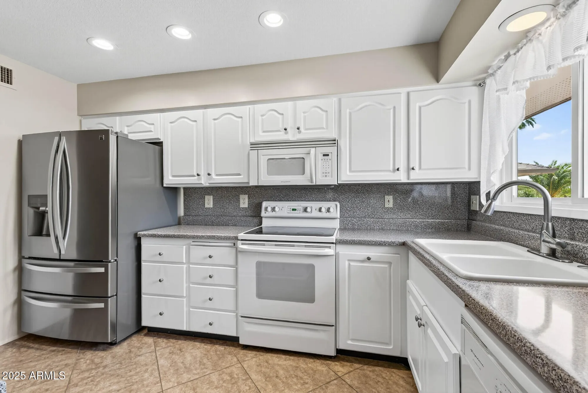 Property Slideshow image 12 of 50 | 13203 w castlebar dr, Sun City West, AZ, 85375