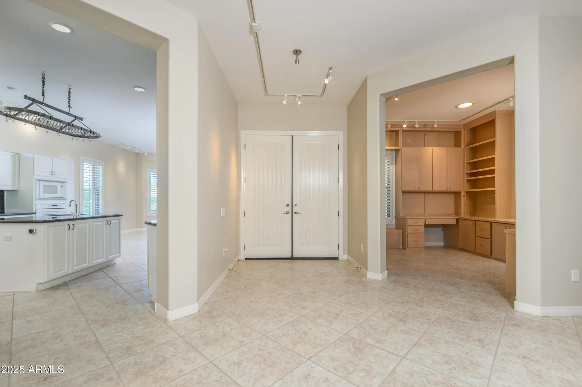 Property Slideshow image 10 of 57 | 19854 n summer dream dr, Surprise, AZ, 85374