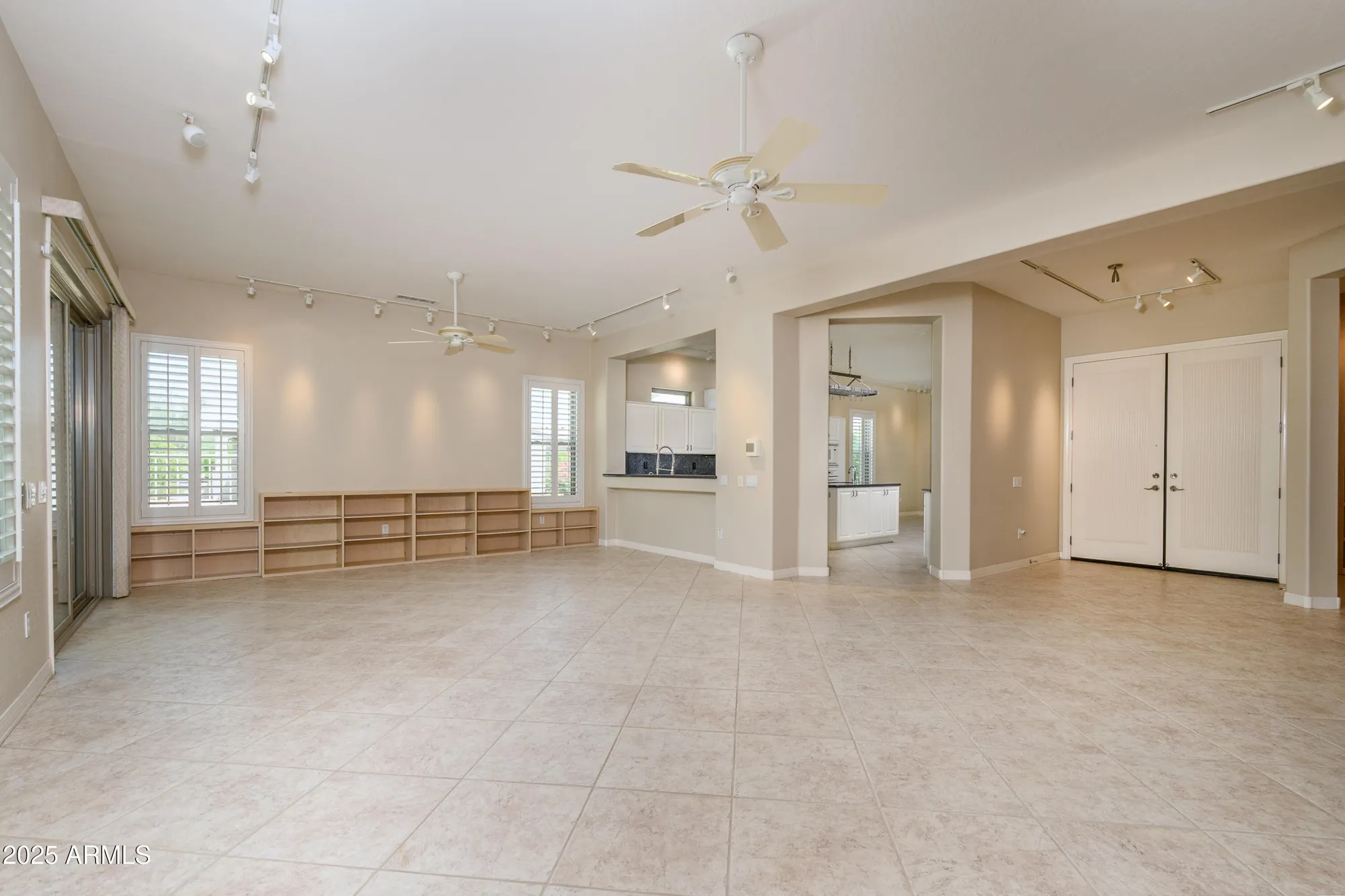 Property Slideshow image 14 of 57 | 19854 n summer dream dr, Surprise, AZ, 85374